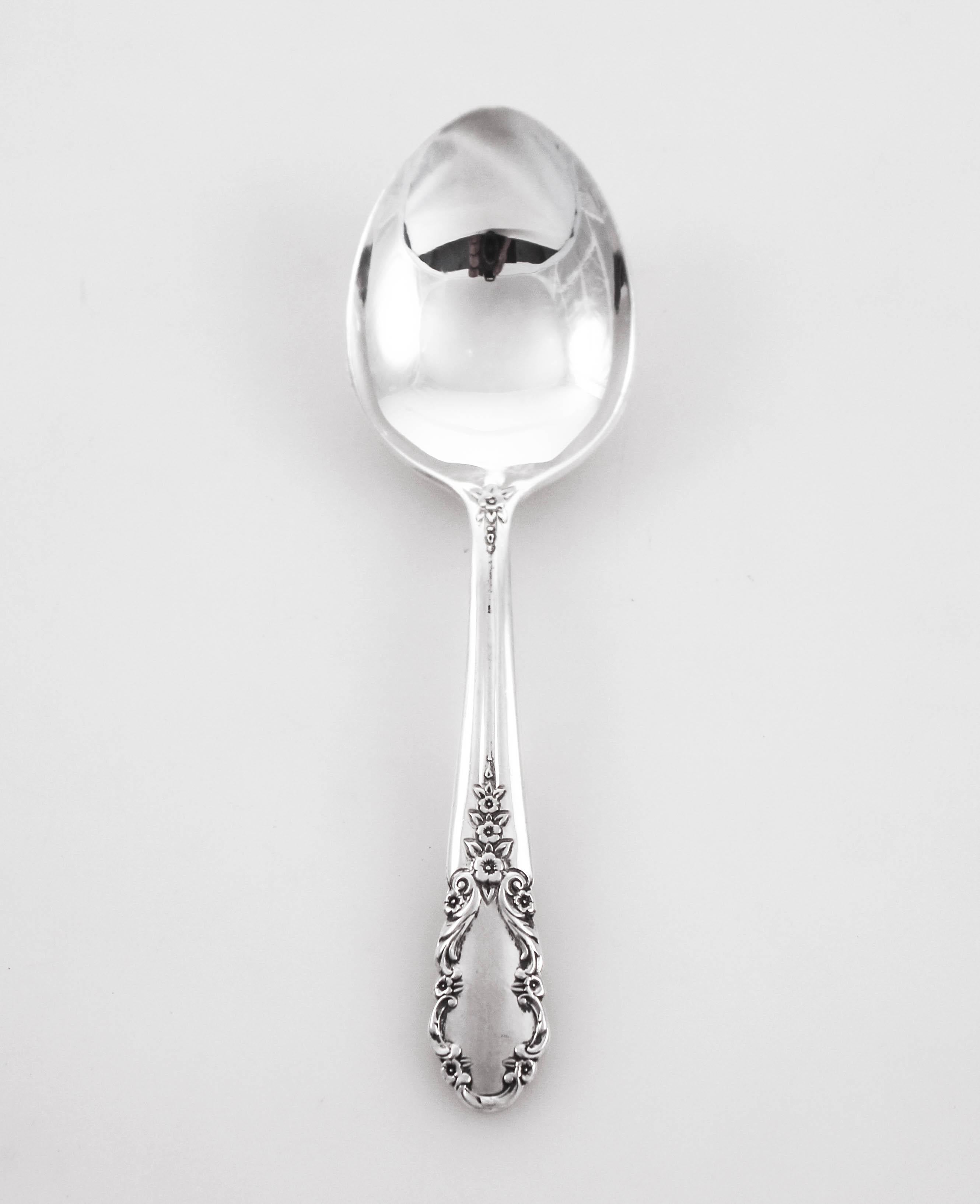 We are happy to offer this sterling silver baby fork and spoon set by International Silversmiths in the “Bridal Veil” pattern. It has a scalloped tip with flowers around the edge. No monogram or monogram removal. A great gift for the new baby