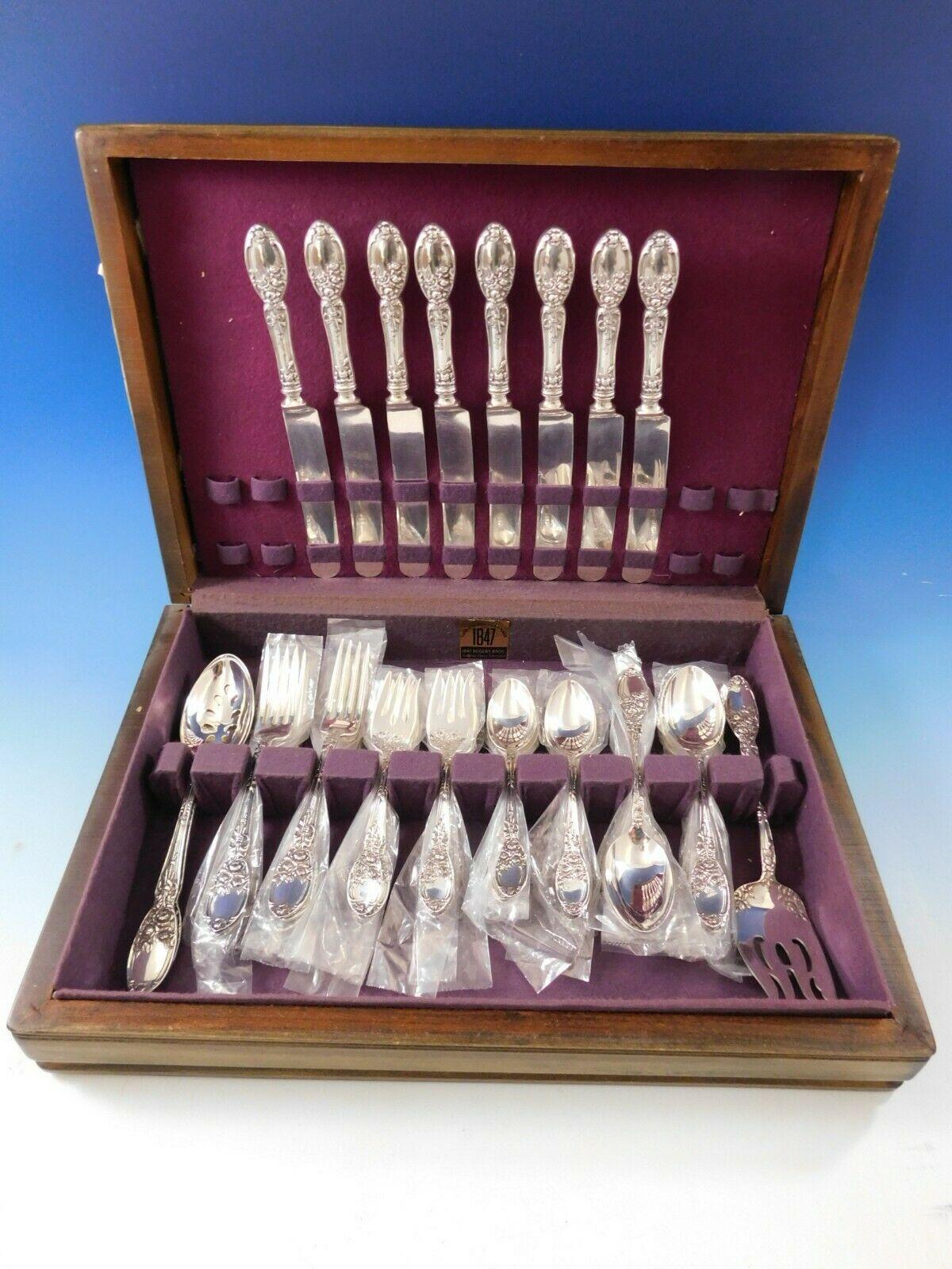 Charming vintage heirloom quality Brides Bouquet by Alvin silverplate flatware set - 43 Pieces. This set includes:

8 knives, 8 7/8