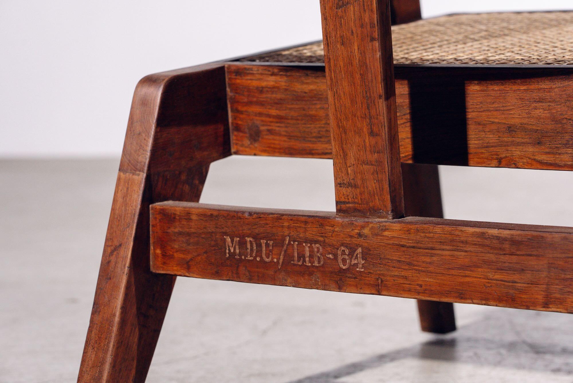 Brückensessel von Pierre Jeanneret für Chandigarh, Indien, CIRCA 1960 im Zustand „Gut“ im Angebot in Tokyo, JP