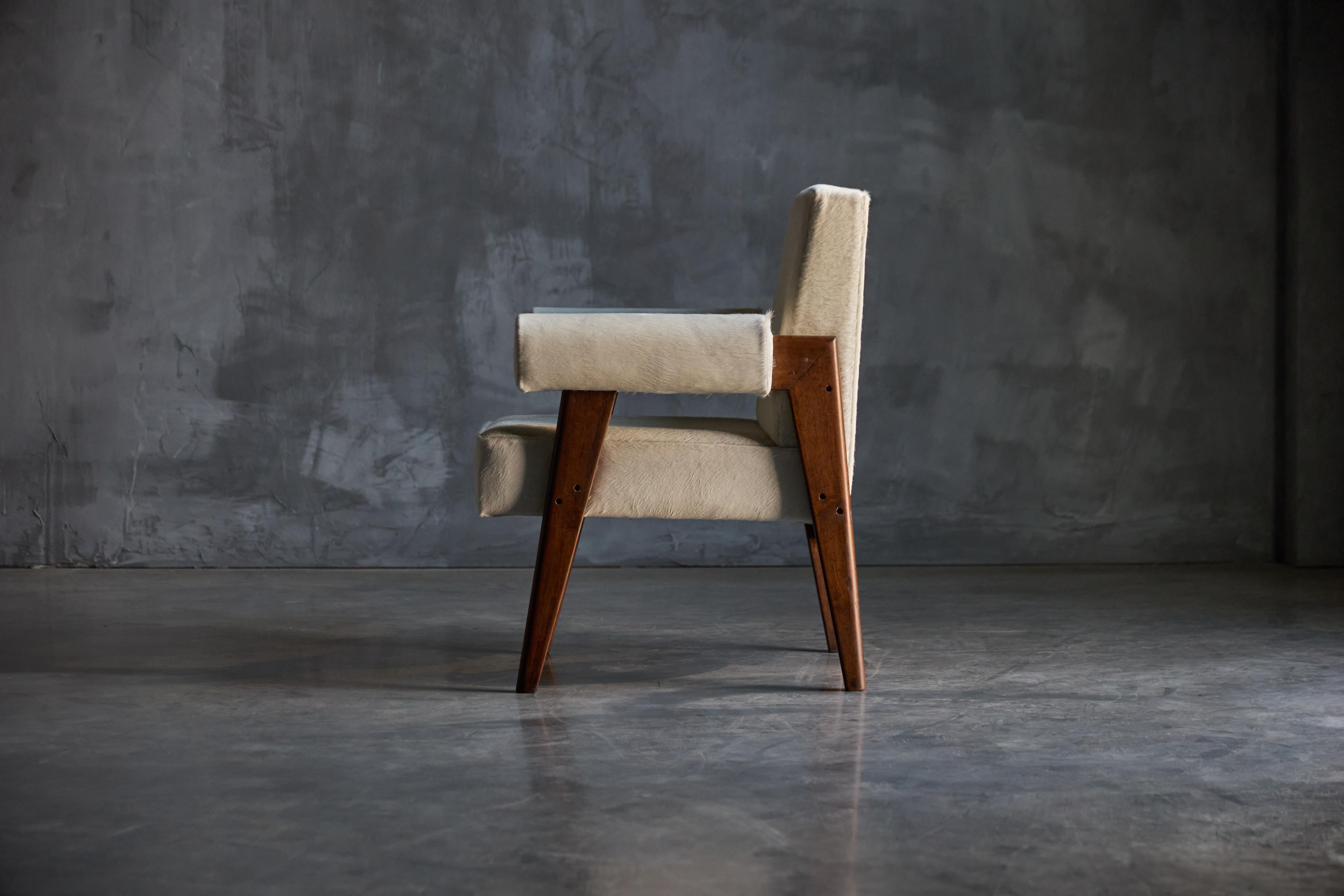 Milieu du XXe siècle Fauteuil Bridge LC/PJ-SI-41-A de Le Corbusier & Pierre Jeanneret, Inde, 1955 en vente