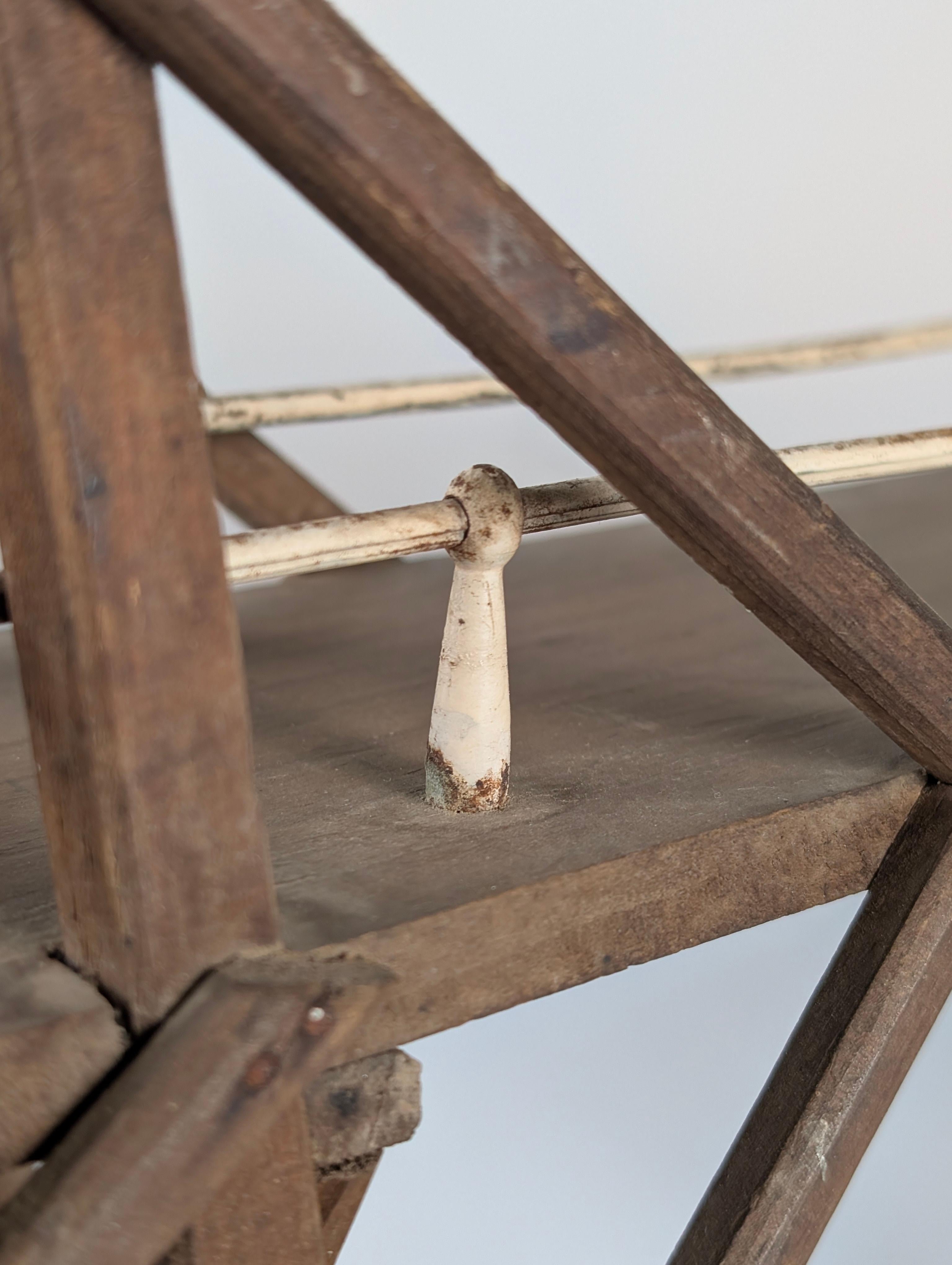 Modèle en bois et en fer du pont de la rivière Kwai, années 1950 en vente 5
