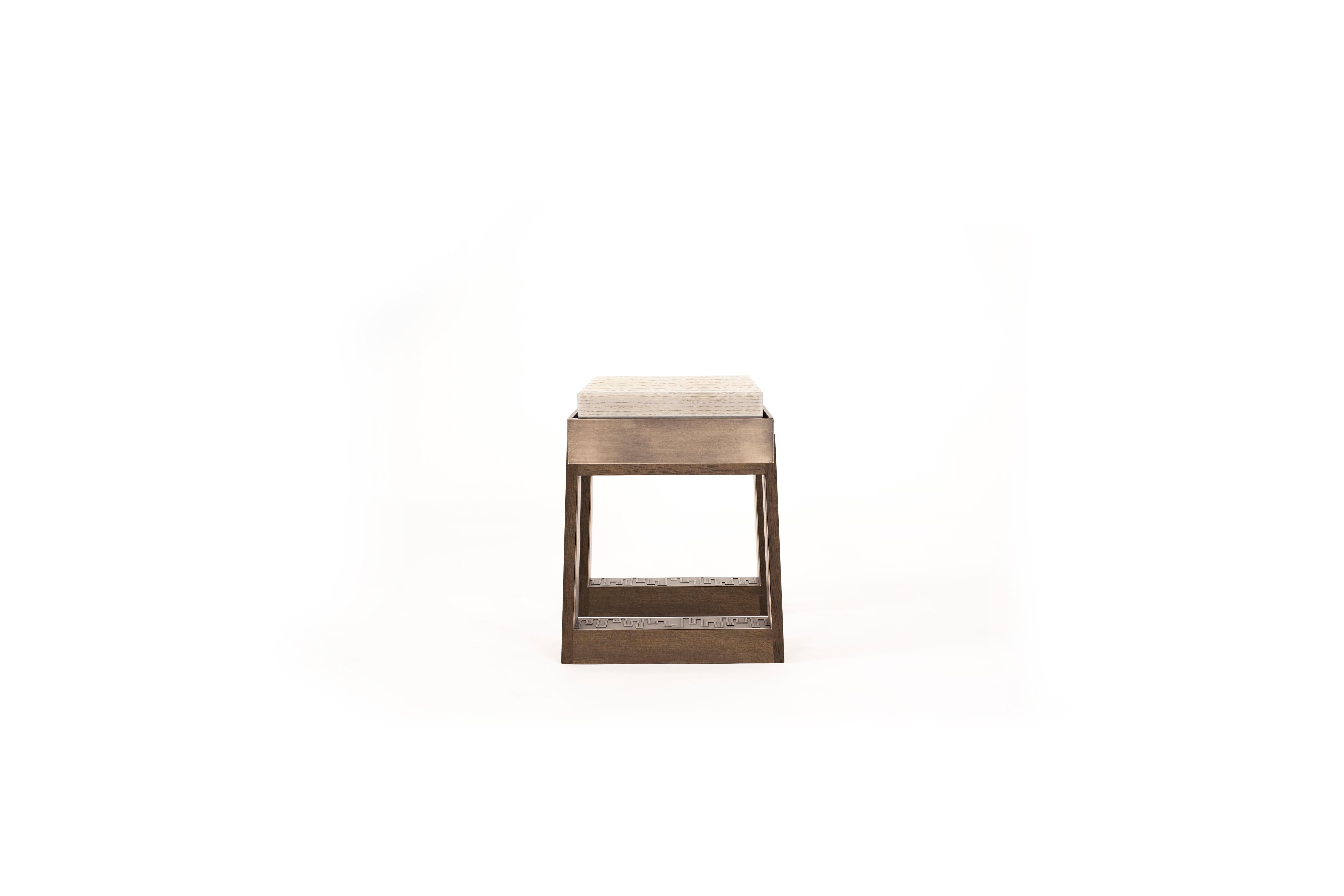 British Bridge Side Table - Oak & Walnut - Size I For Sale