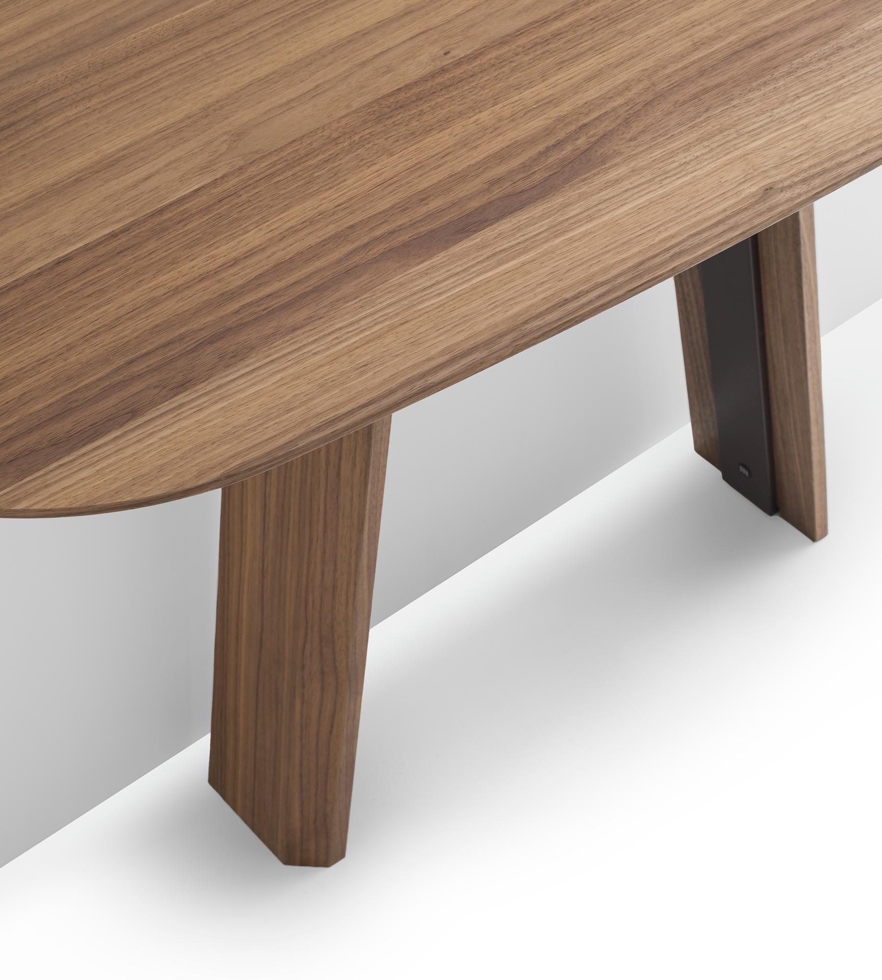 Bridge Walnut Console by Morica Design In New Condition For Sale In Geneve, CH