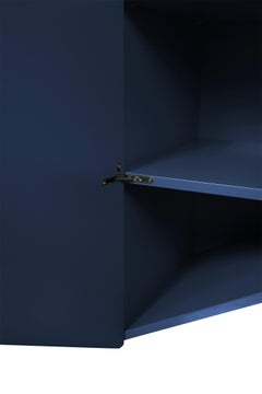 Armadio Bridges di Muller Van Severen contemporaneo laccato blu, armadio medio