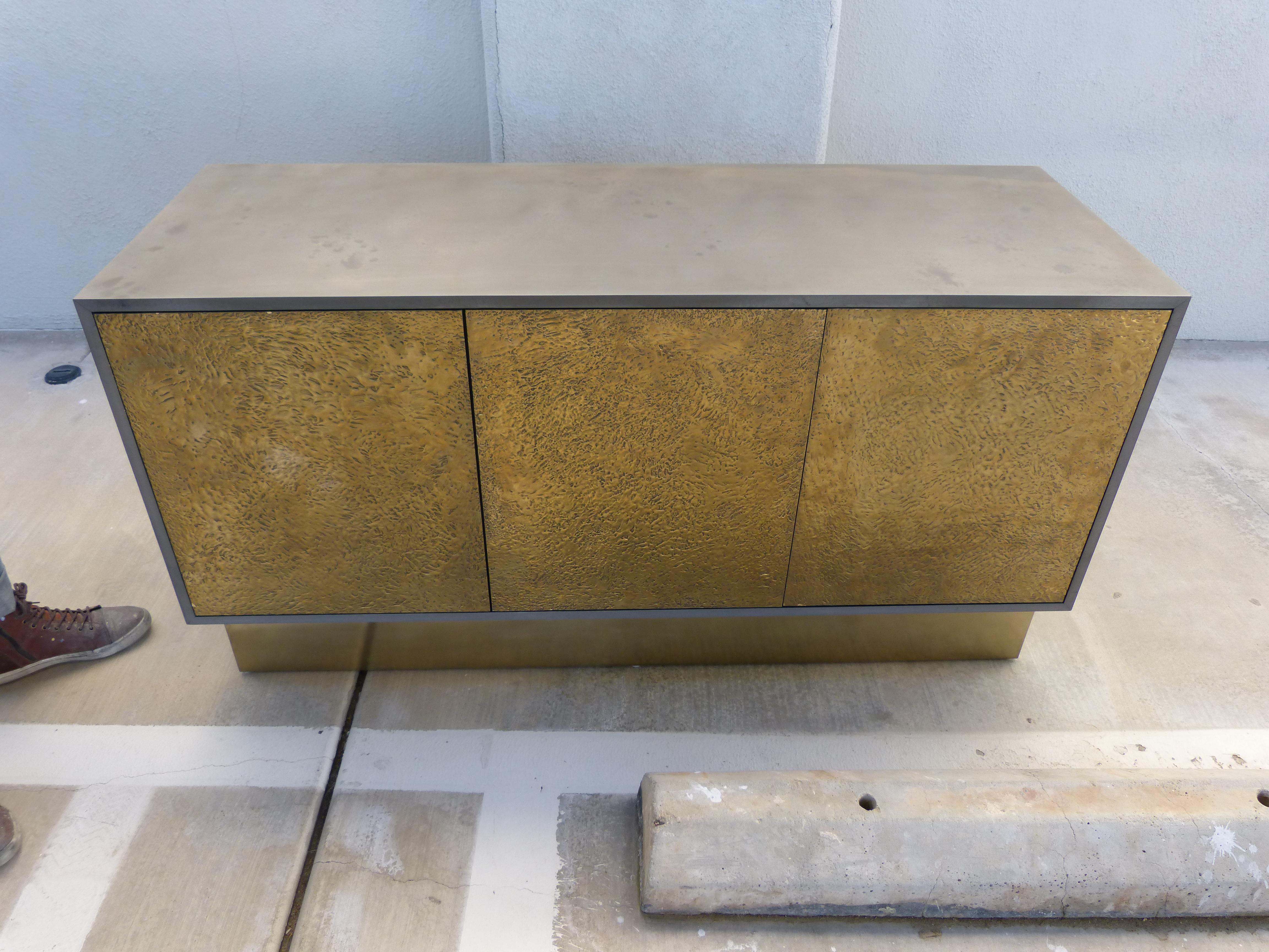 Bridges over Time Originals Credenza in Iron and Brass Finish For Sale 3
