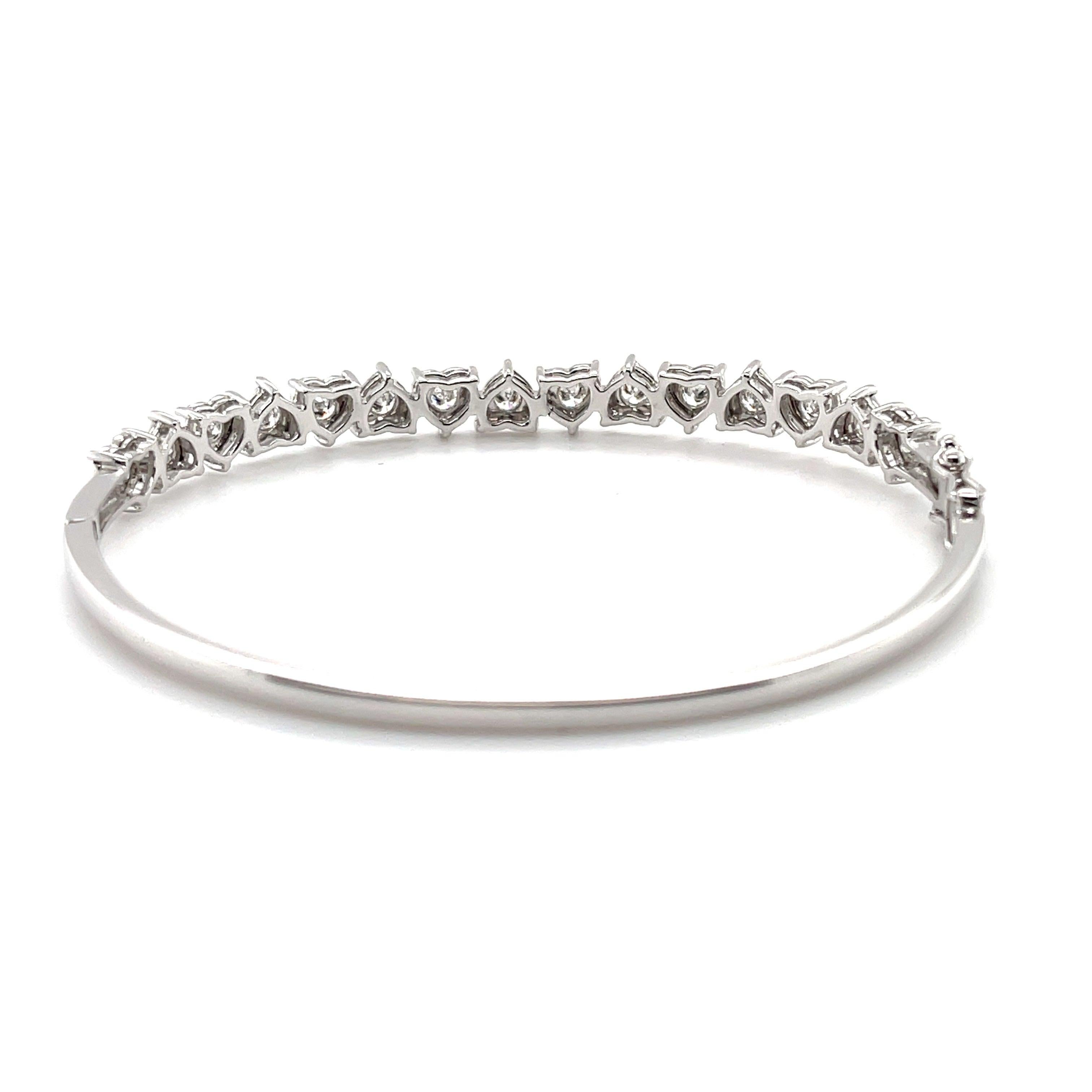 Taille navette Bracelet joncridget en or blanc 18 carats avec diamants en vente