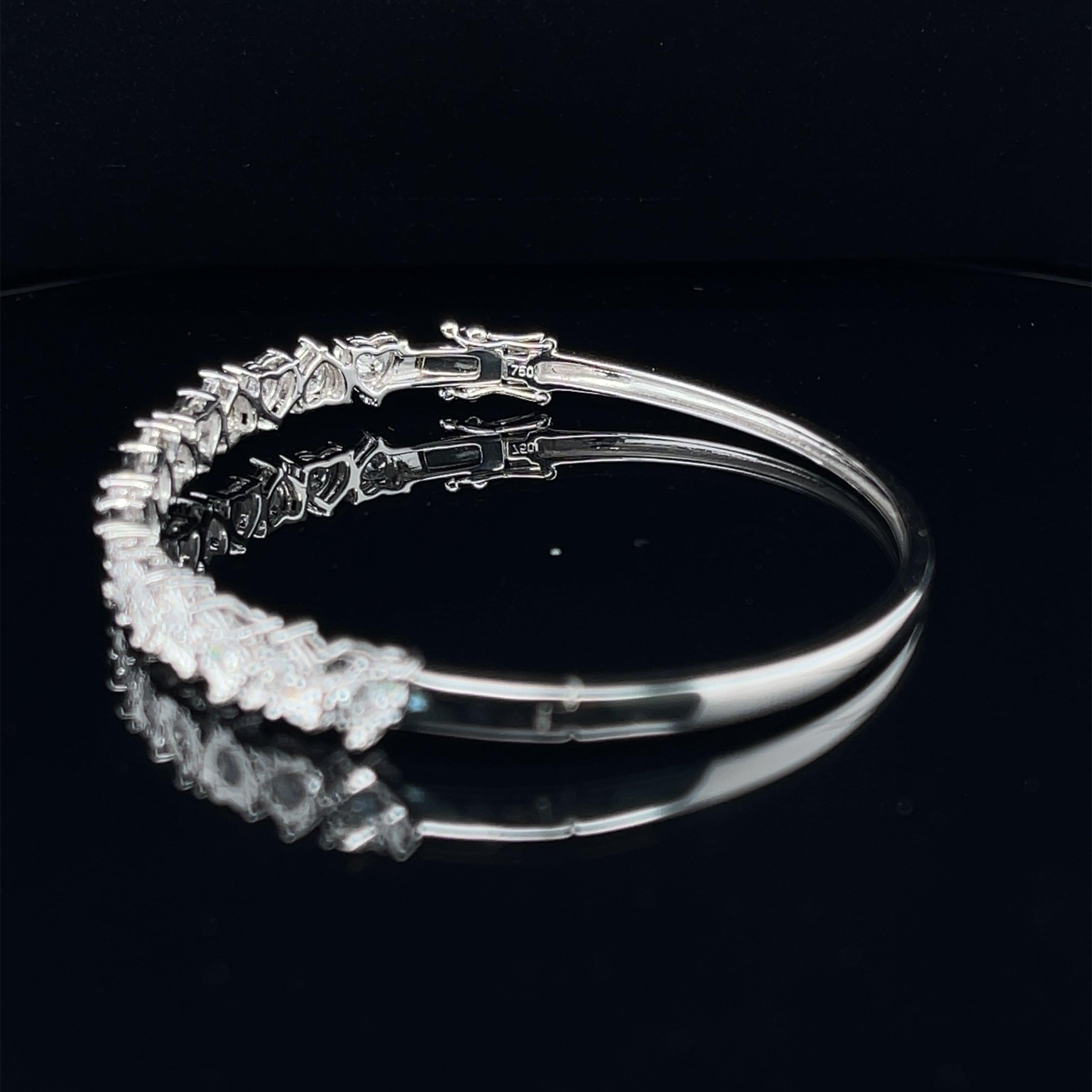 Bracelet joncridget en or blanc 18 carats avec diamants en vente 1