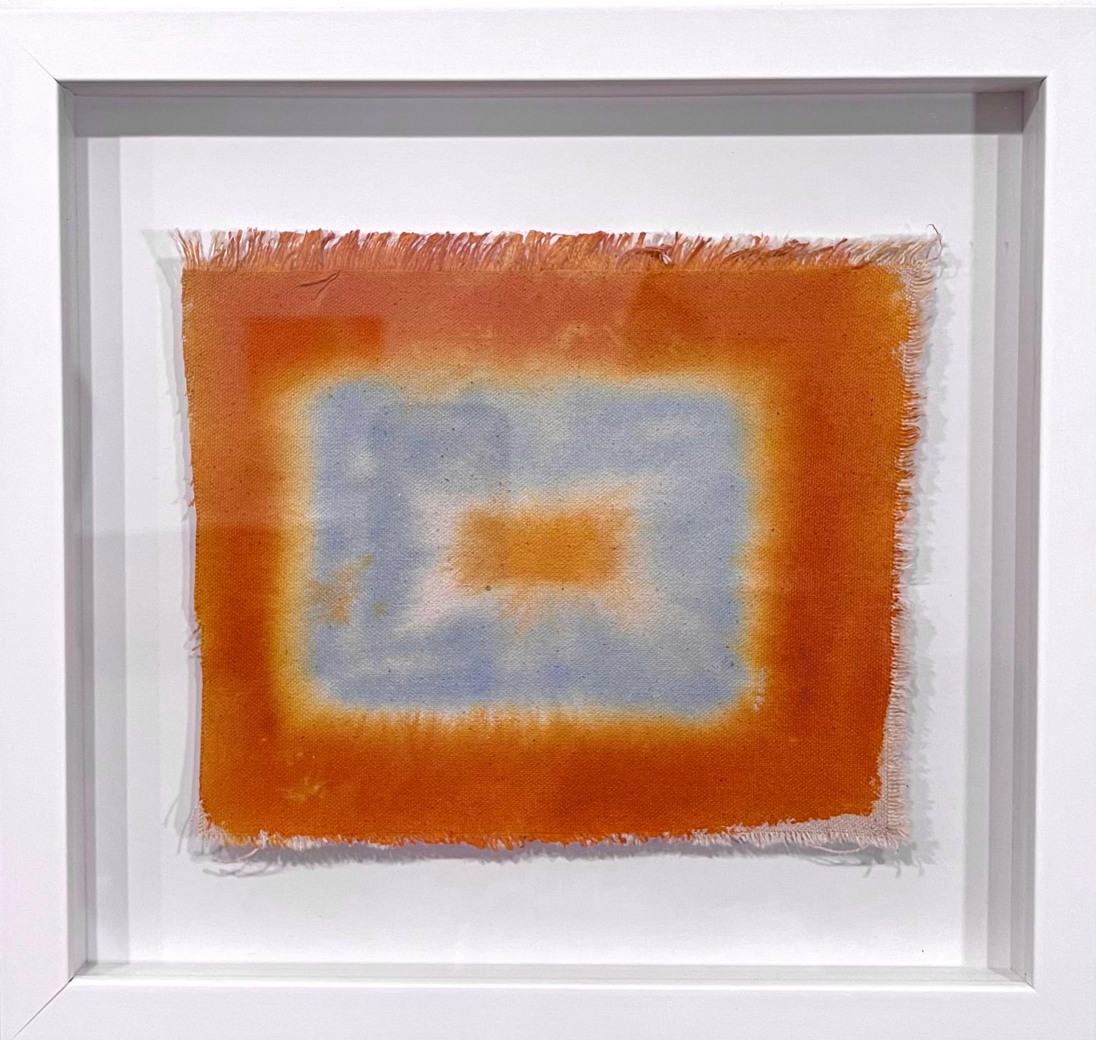 Petite peinture abstraite géométrique abstraite à l'aquarelle/acrylique marron et bleu bébé  - Painting de Bridgette Duran