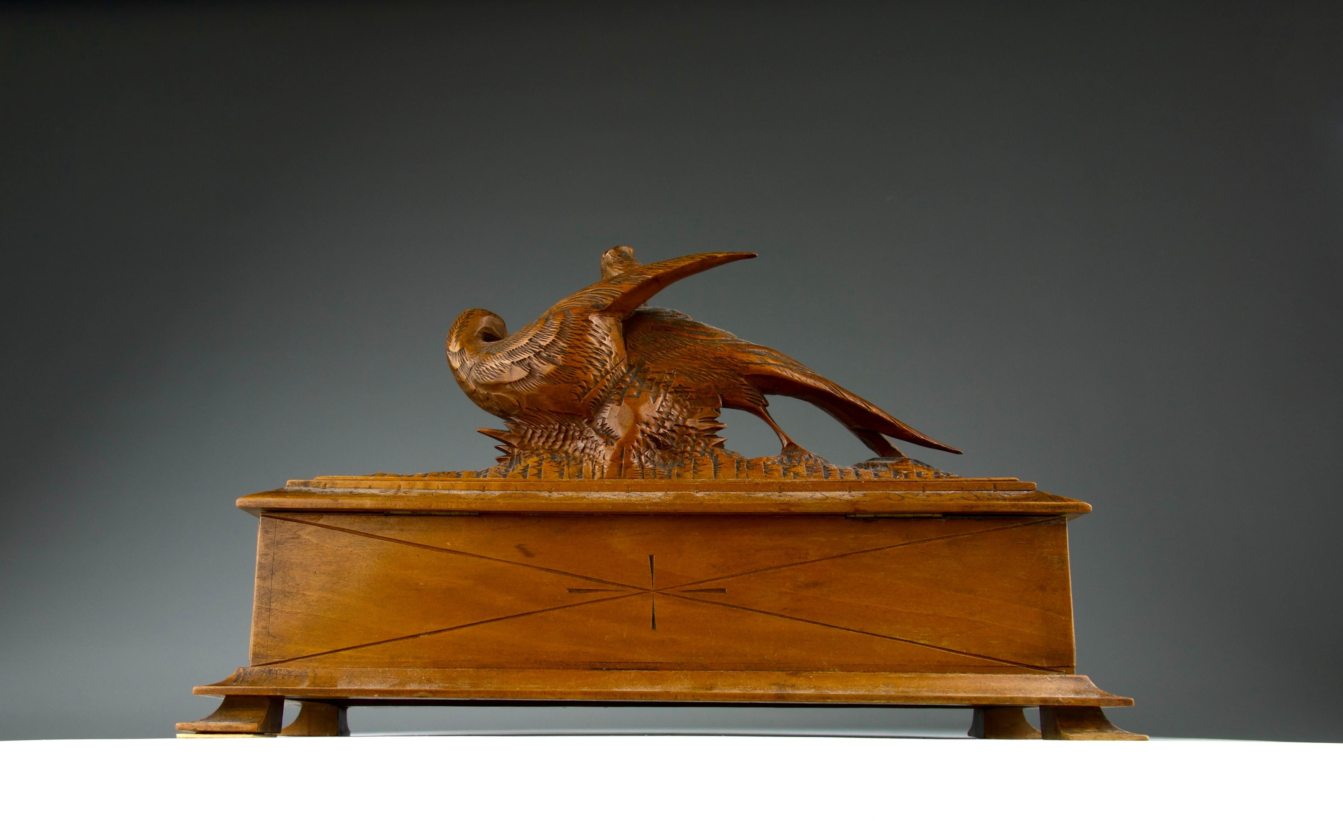 Wood Brienz Artisans, Pheasant Box, Late 19th Century Switzerland