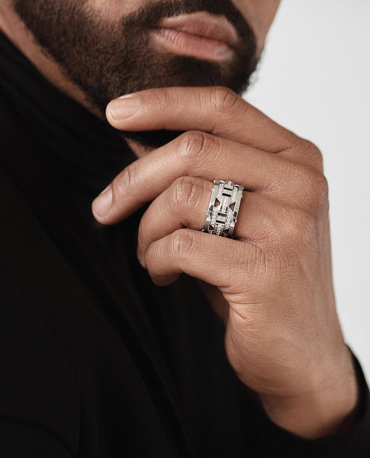 A truly unique design and fine workmanship are combined into one uniquely striking ring with 1.00ct pave set round brilliant cut white diamonds. The Briggs design makes an exceptional statement ring for nearly any occasion, from a night on the town