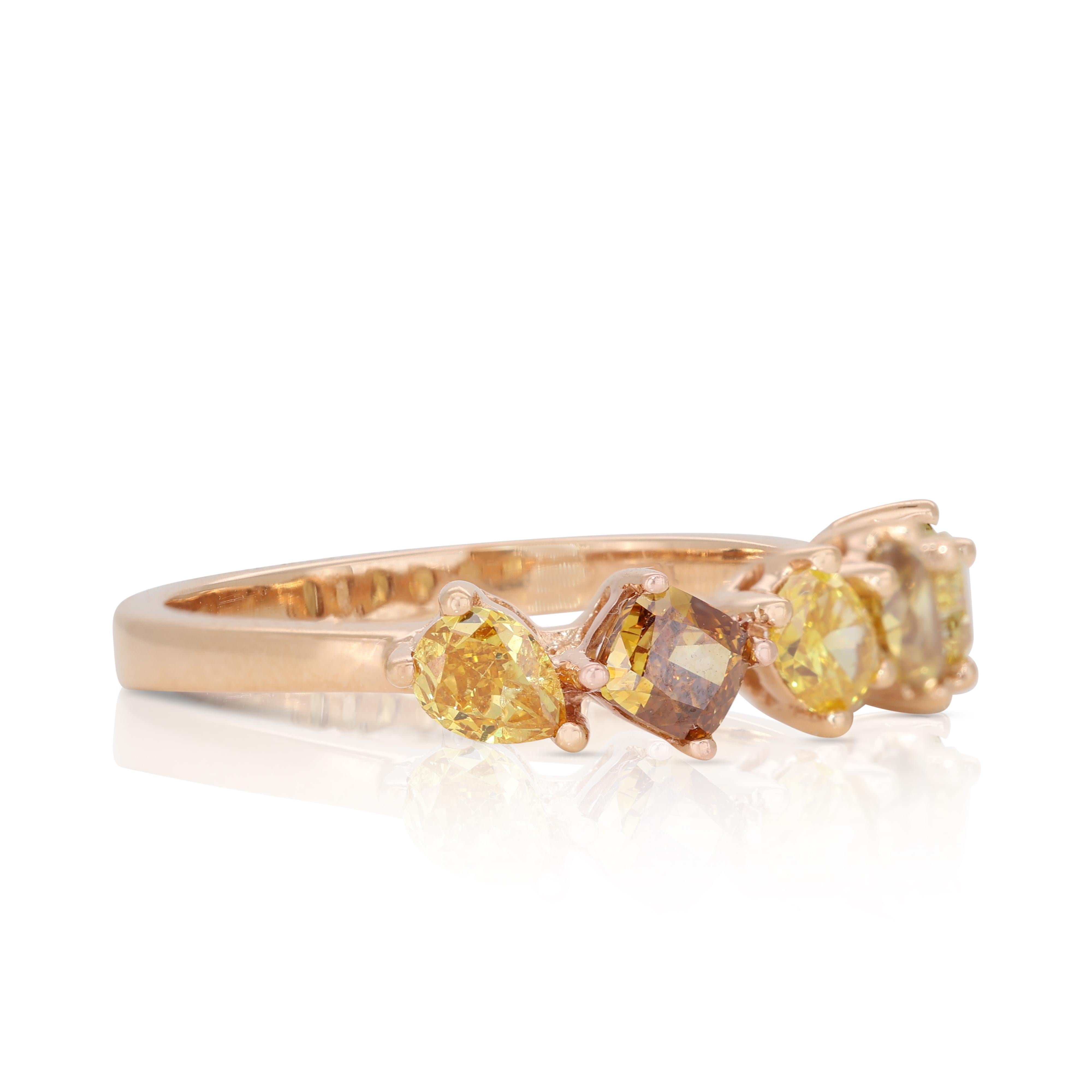 Bright 18k Roségold Fancy Colored Diamantring mit 1,00 ct - IGI zertifiziert

Dieser 18k Rose Gold Fancy Colored Diamond Ring zelebriert die Schönheit der Diamanten in ihren lebhaftesten und bezauberndsten Farben. Dieses exquisite Stück besticht