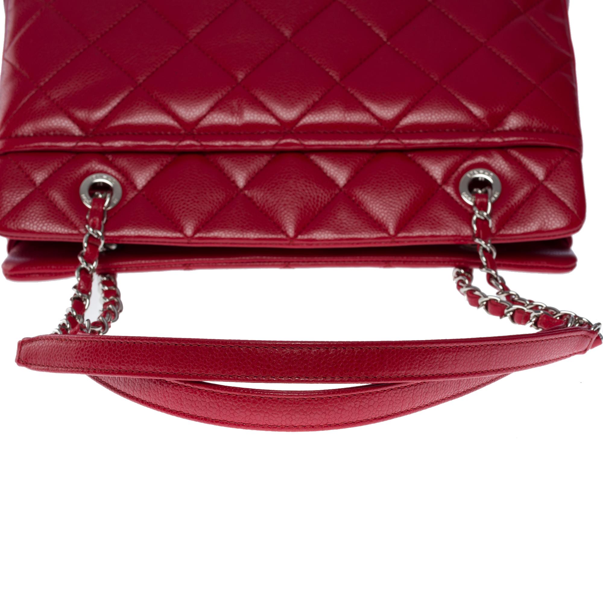 Chanel - Superbe sac fourre-tout en cuir matelassé rouge caviar, SHW en vente 5