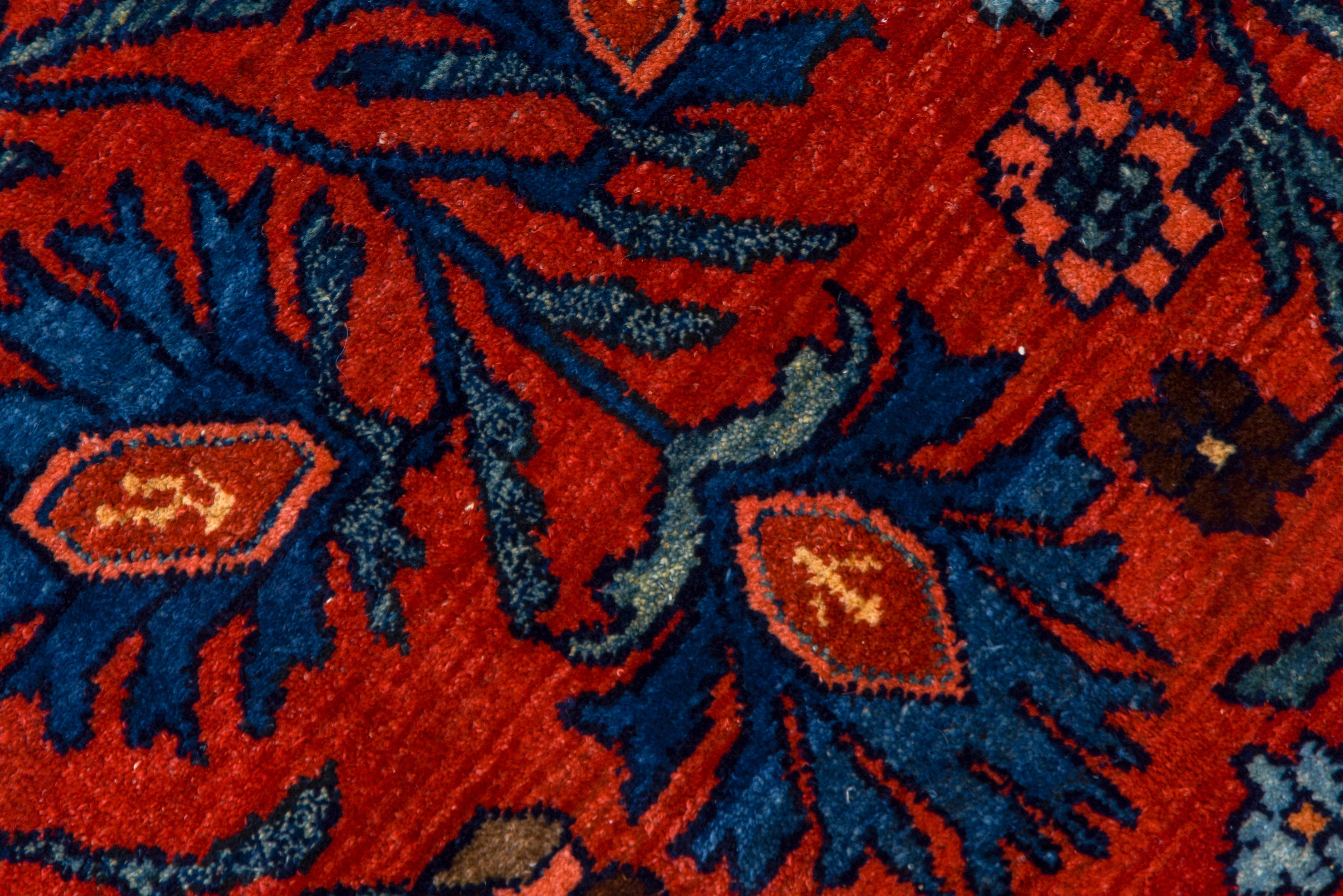 Early 20th Century Bright Antique Persian Bidjar Carpet, circa 1900s For Sale