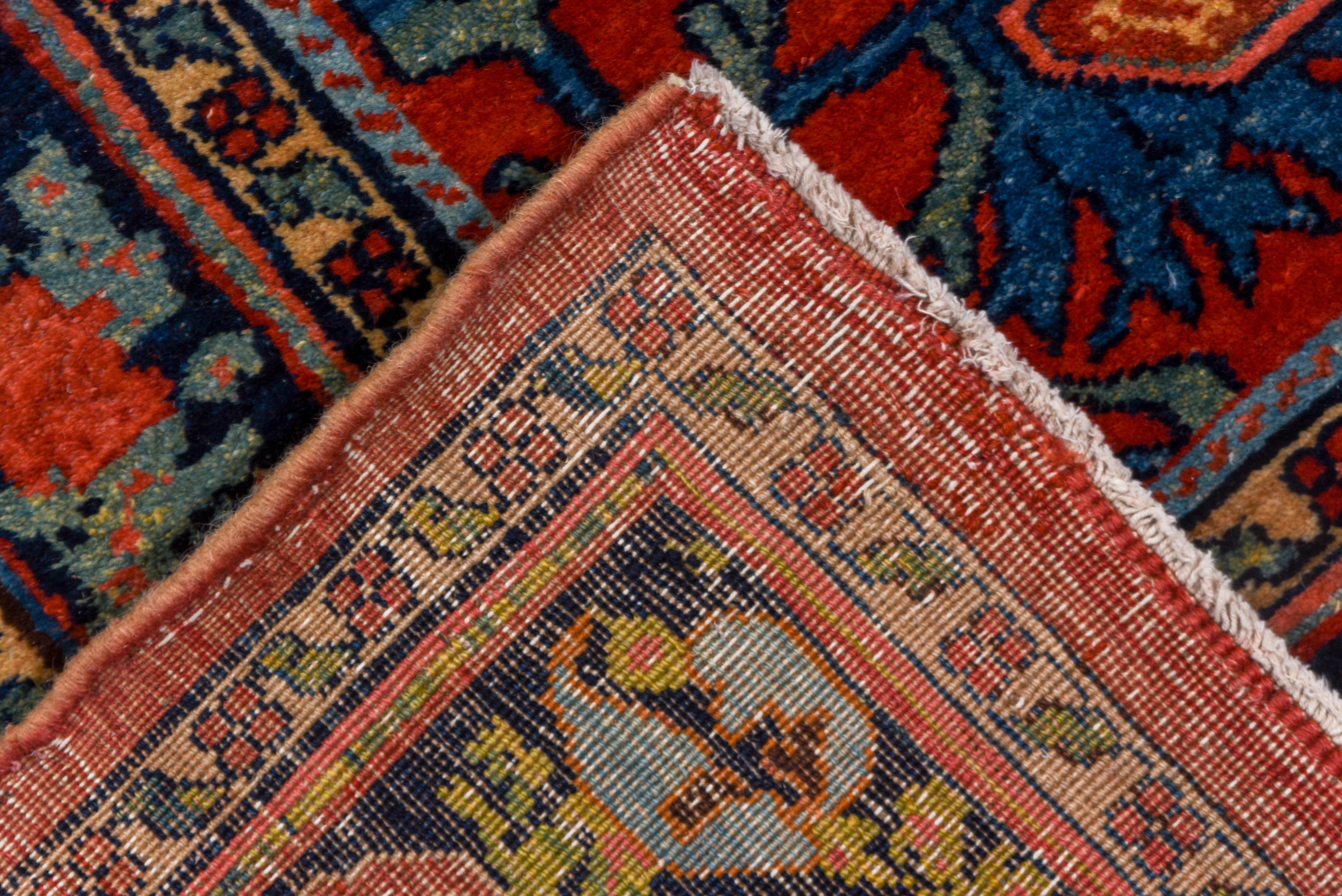 Laine Tapis persan ancien Bidjar aux couleurs vives, vers 1900 en vente