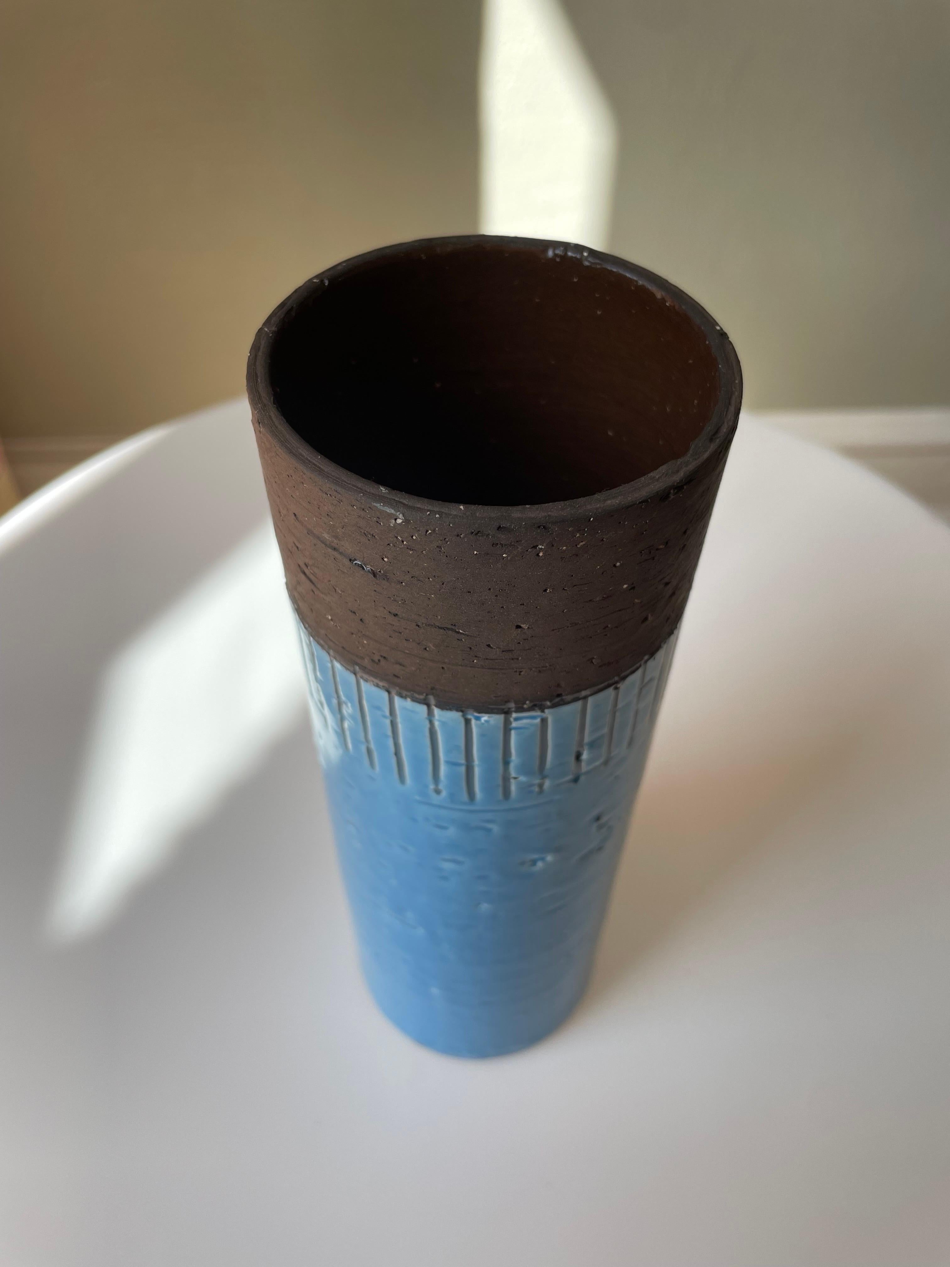 Bright Blue Swedish 1960s Ceramic Vase, JIE Gantofta For Sale 2