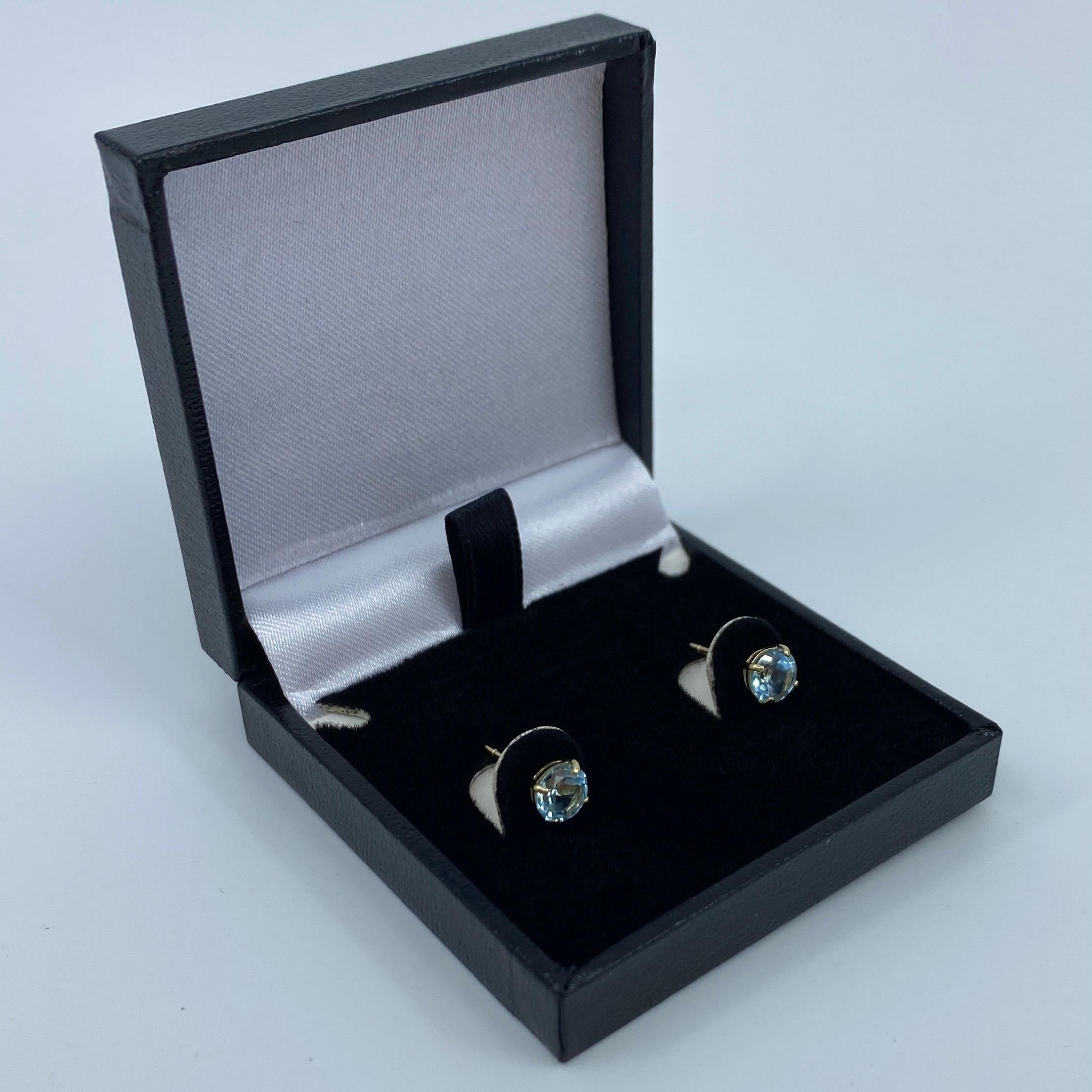 Natural Bright Blue Topaz Round Diamond Cut 1.15ct Yellow Gold 9k Earring Studs In New Condition For Sale In Birmingham, GB