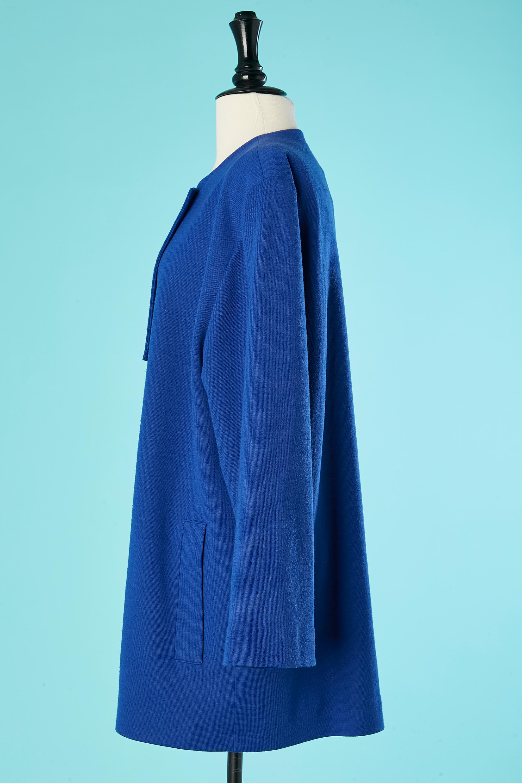 Bright blue wool & acrylic jersey jacket with cut-work Pierre Cardin Paris  In Fair Condition For Sale In Saint-Ouen-Sur-Seine, FR