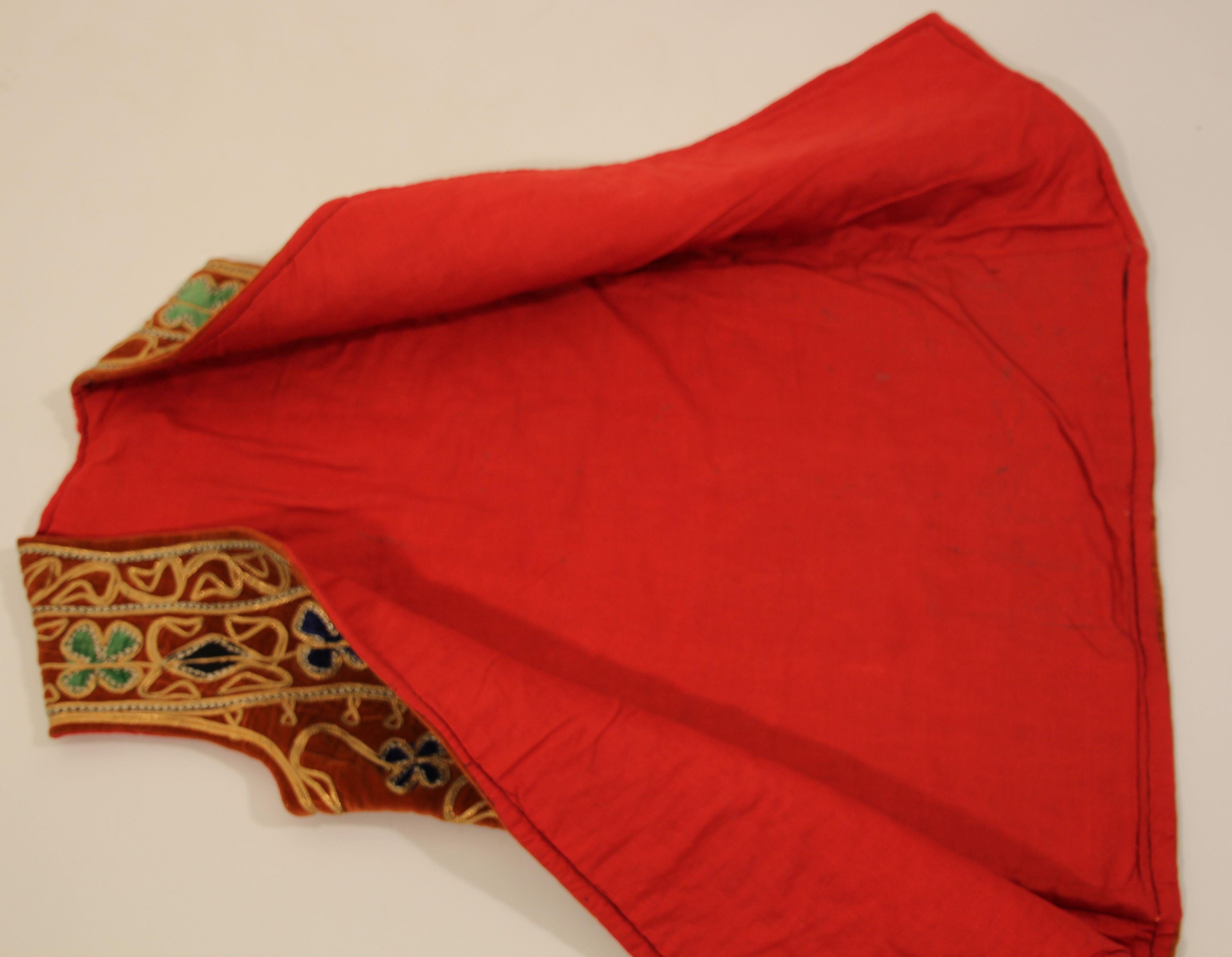 Vintage Bohemian Turkish Red Vest For Sale 11