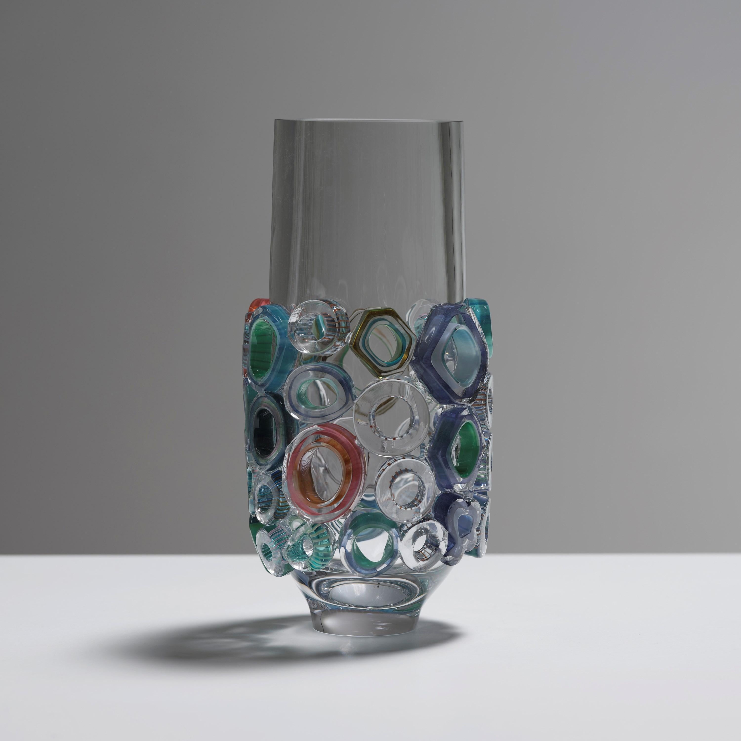 XXIe siècle et contemporain Vase en verre gris neutre Bright Field avec décoration murrini par  Sabine Lintzen en vente