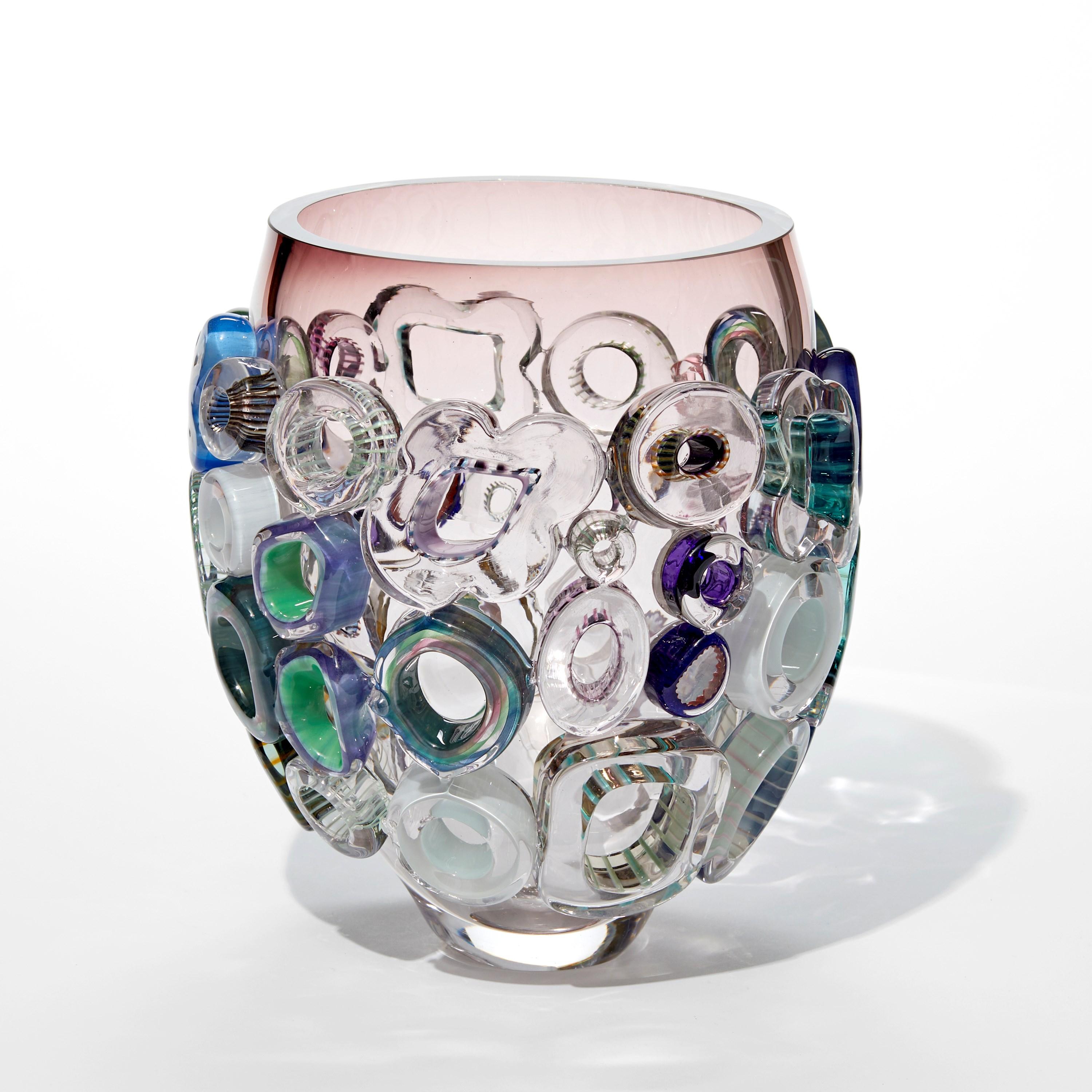 Olandese Bright Field Oliver Brown, melanzana e vaso in vetro multicolore di Sabin Linten in vendita