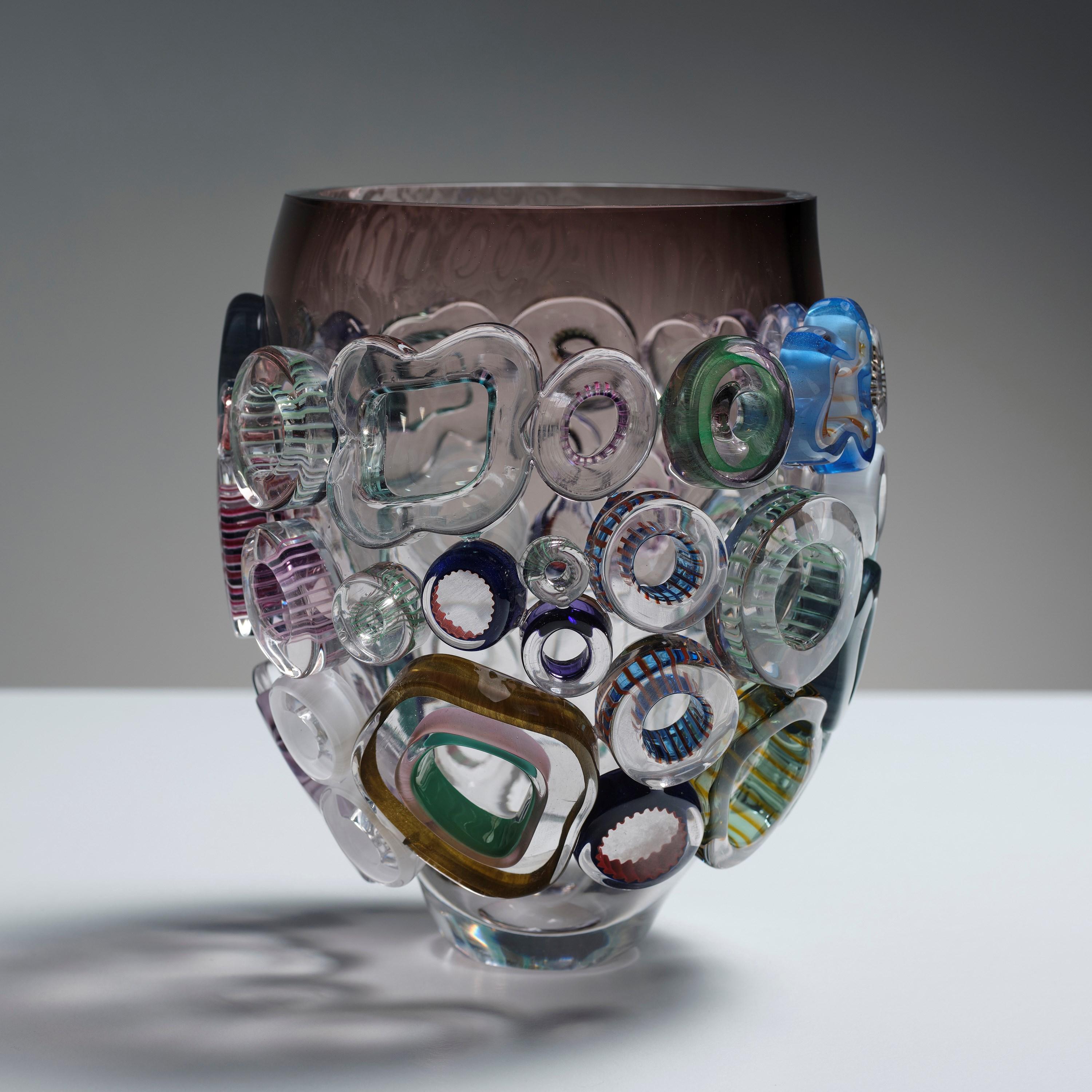Vetro Bright Field Oliver Brown, melanzana e vaso in vetro multicolore di Sabin Linten in vendita