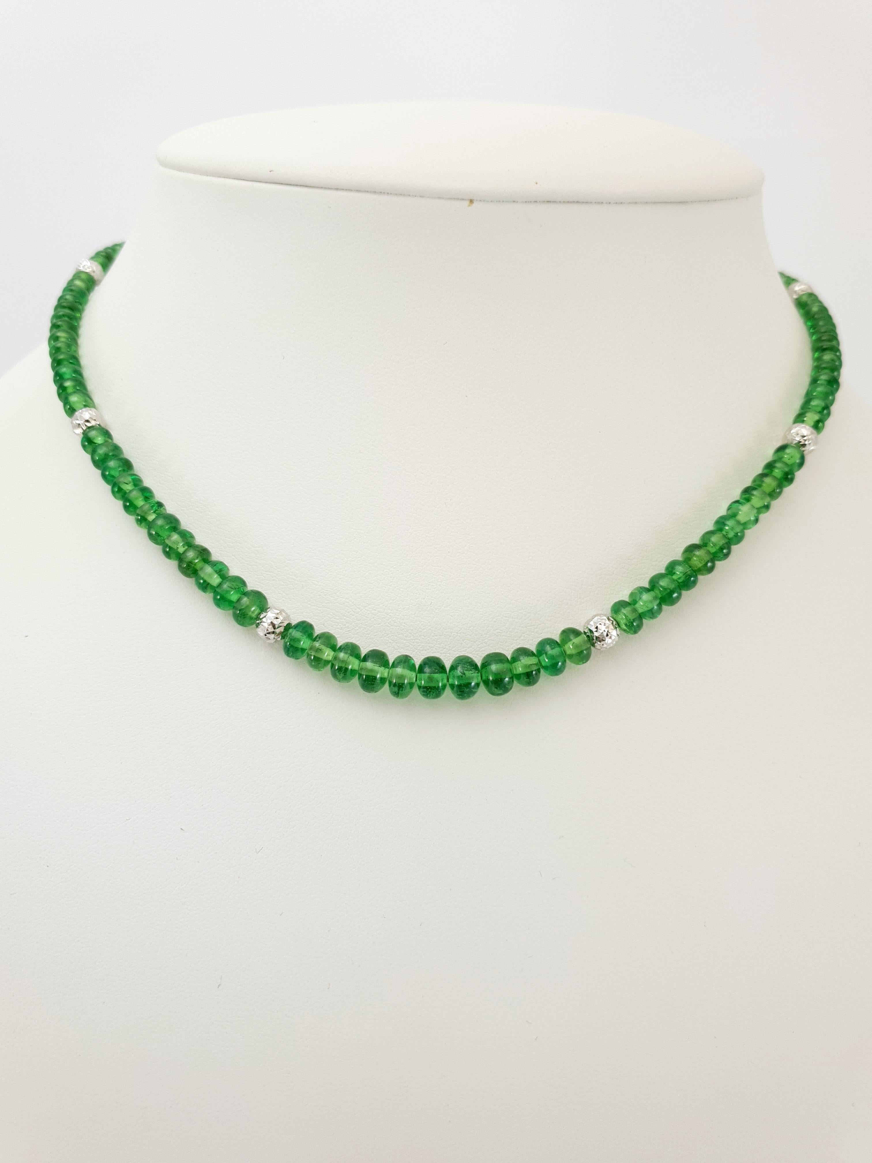 Bright Green Tsavorite Rondel Beaded Necklace with 18 Carat White Gold In New Condition For Sale In Kirschweiler, DE