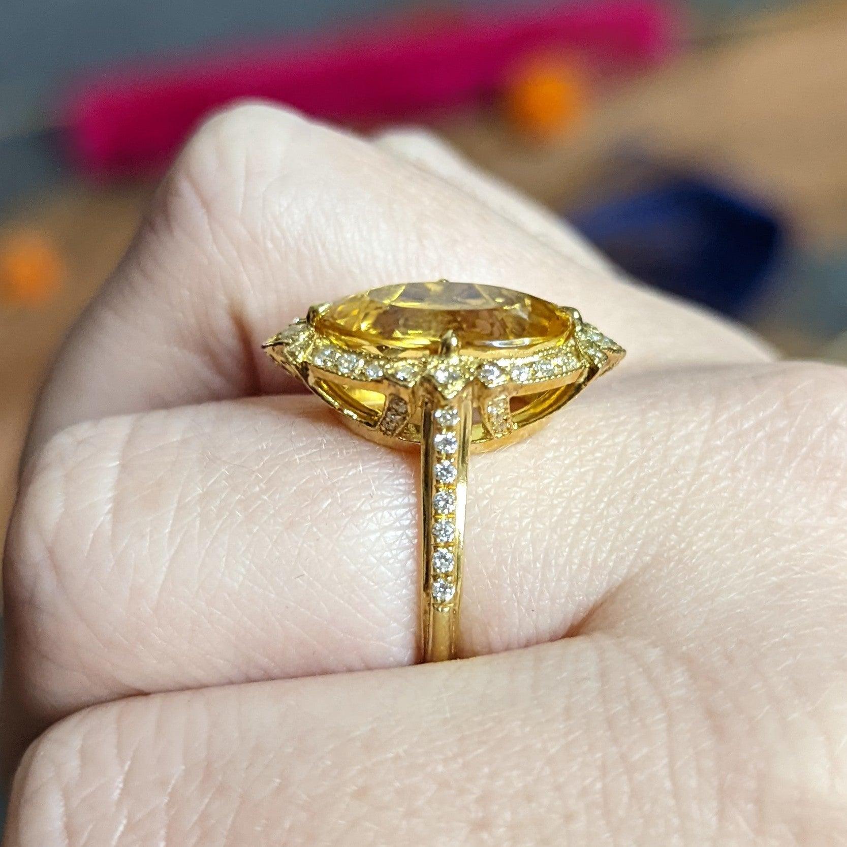 Bright Heliodor Golden Beryl Diamond 18 Karat Gold Cocktail Ring 6