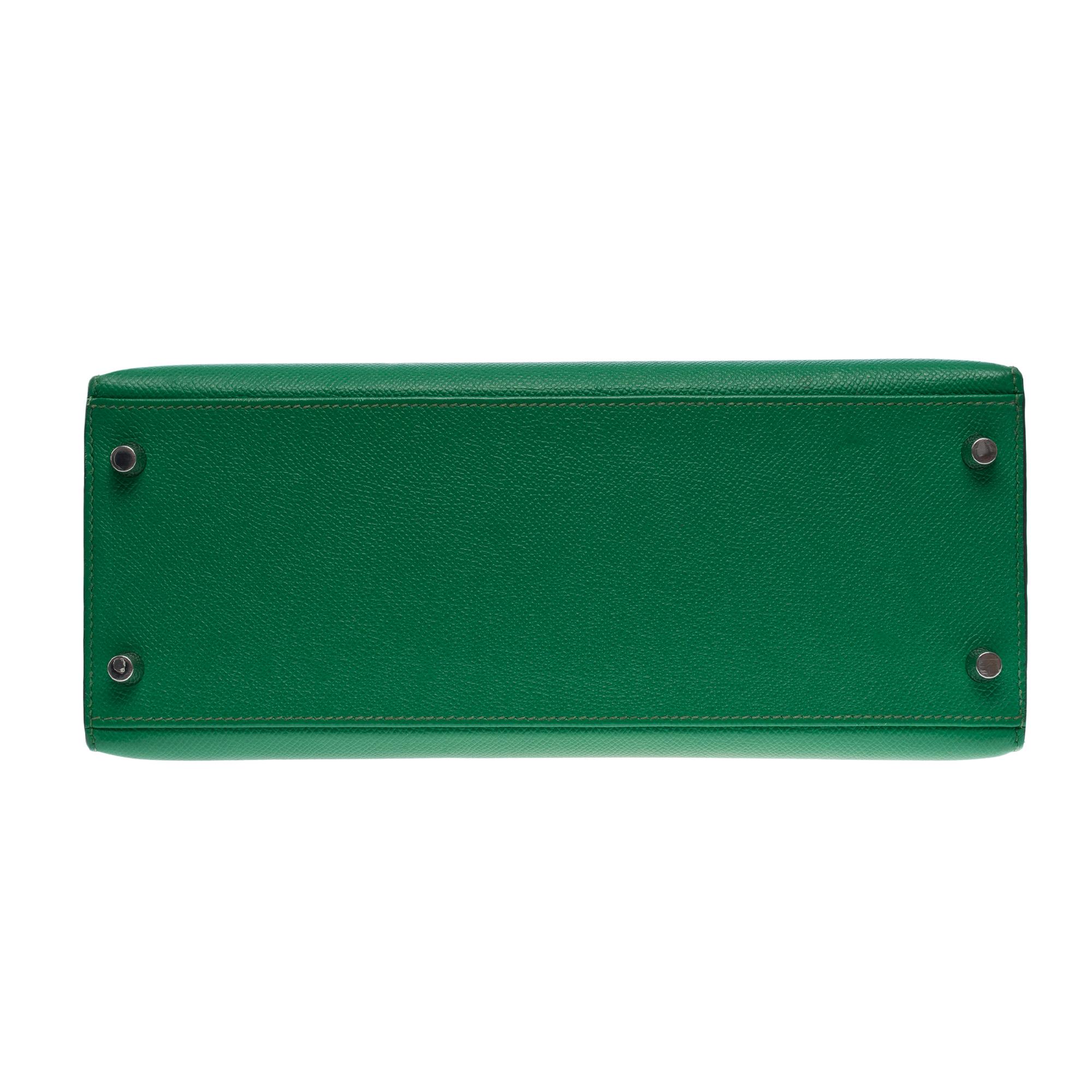 Bright Hermès Kelly 28 sellier handbag strap in Green Cactus Epsom leather, SHW 5