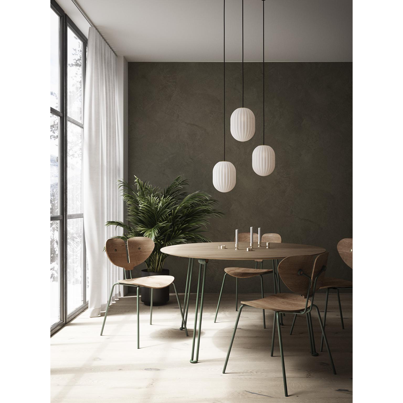 Postmoderno Lampada a sospensione Modeco + Bright di Nordic Tales in vendita