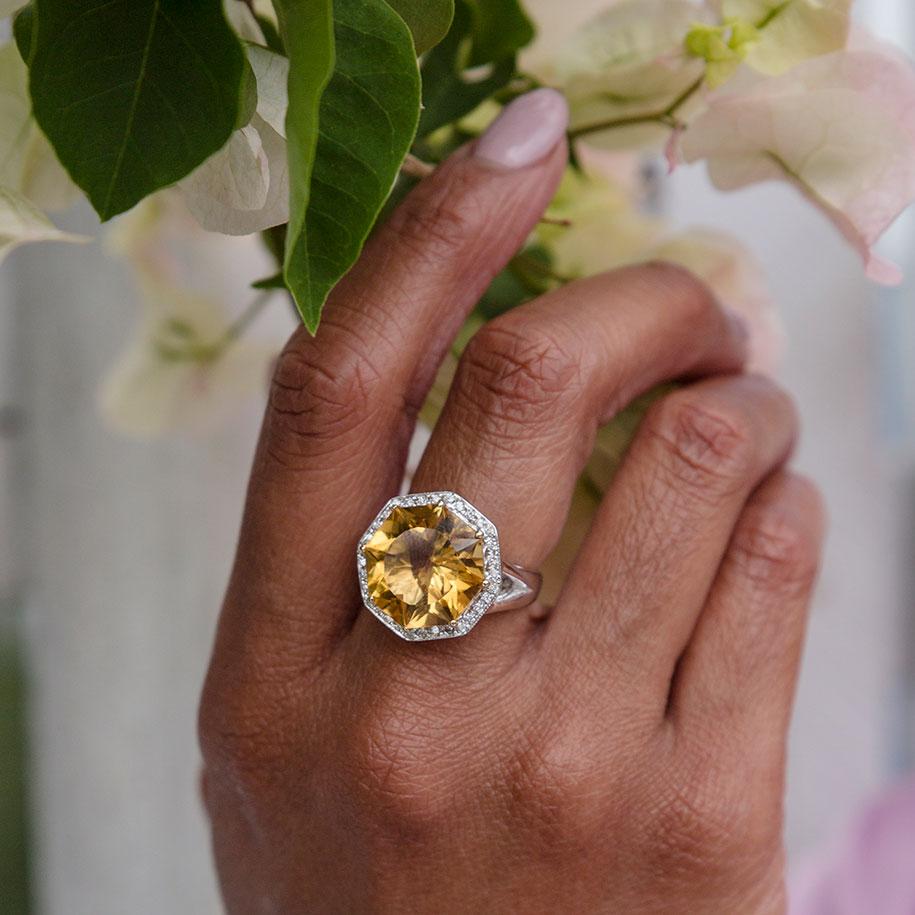 Bright Octagonal Citrine and Diamond 18 Carat White Gold Cocktail Ring 7