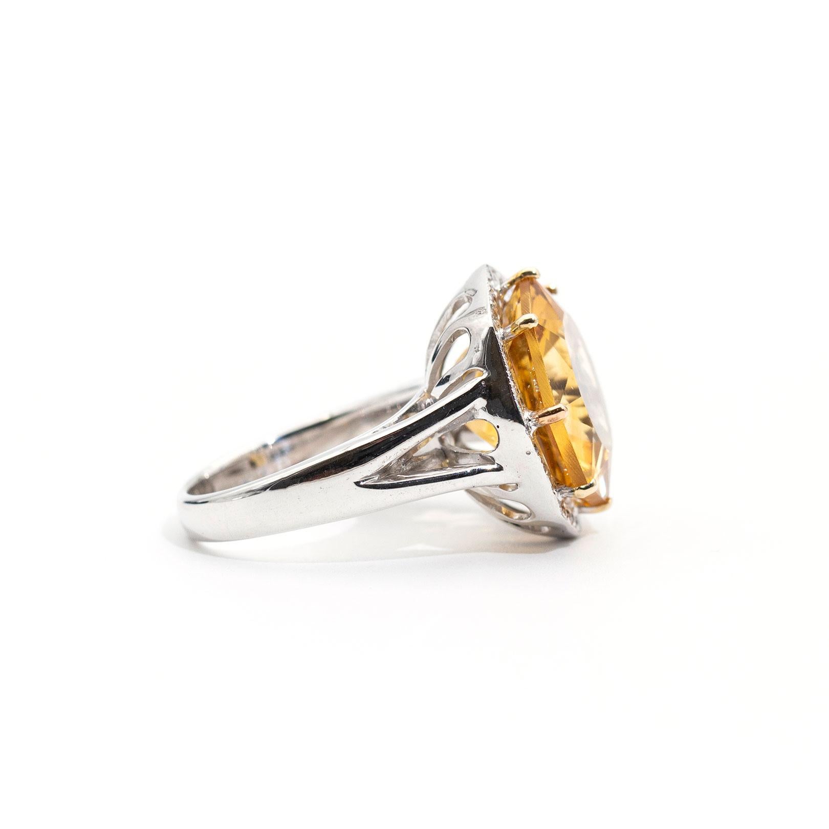 Women's Bright Octagonal Citrine and Diamond 18 Carat White Gold Cocktail Ring