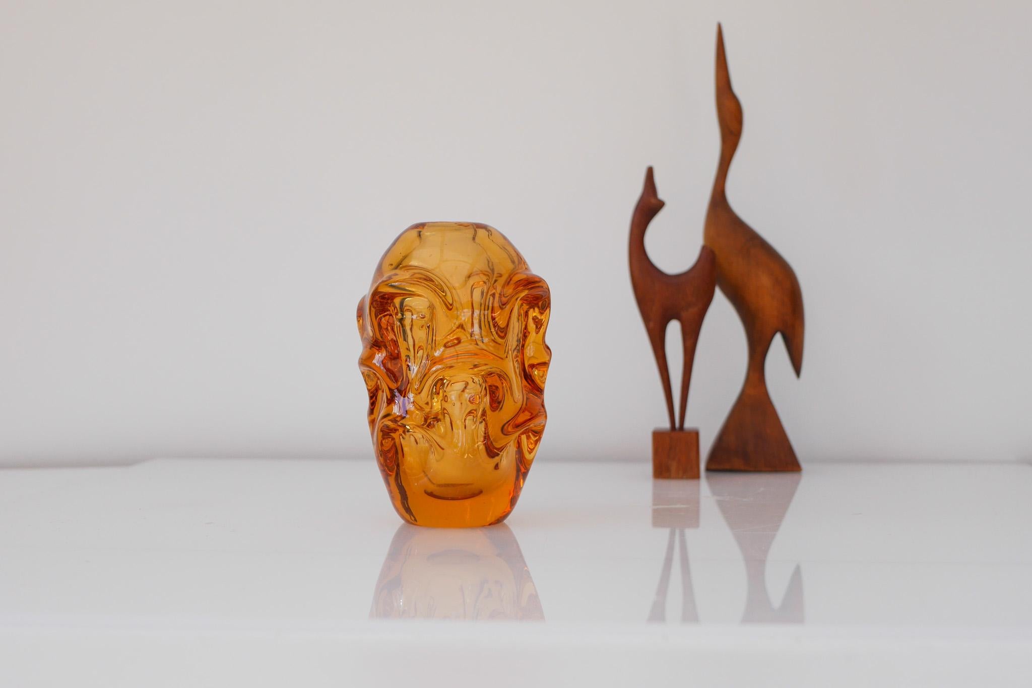 Vase en verre d'art orange vif par Börne Augustsson pour Åseda, Suède en vente 4