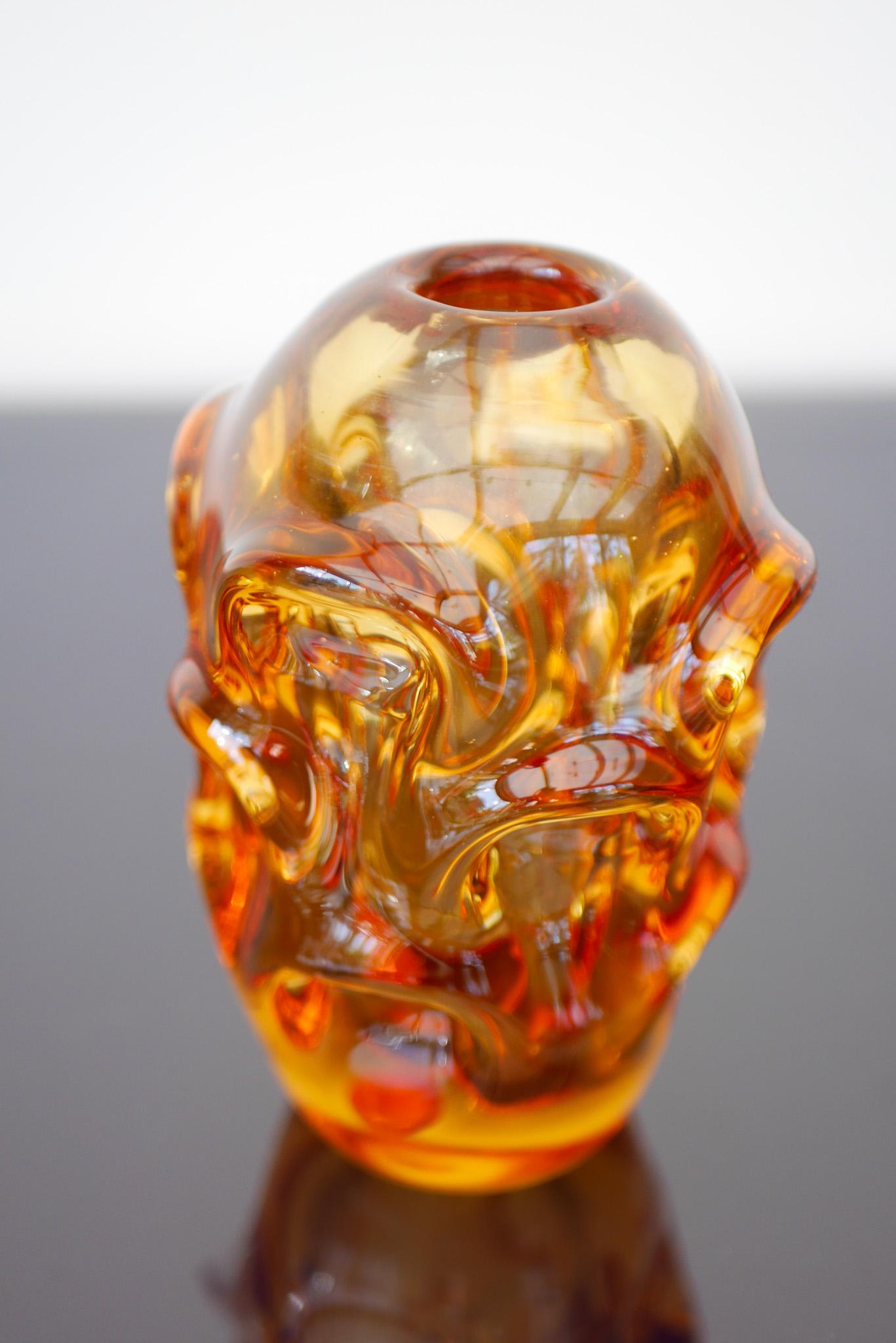 Mid-Century Modern Vase en verre d'art orange vif par Börne Augustsson pour Åseda, Suède en vente