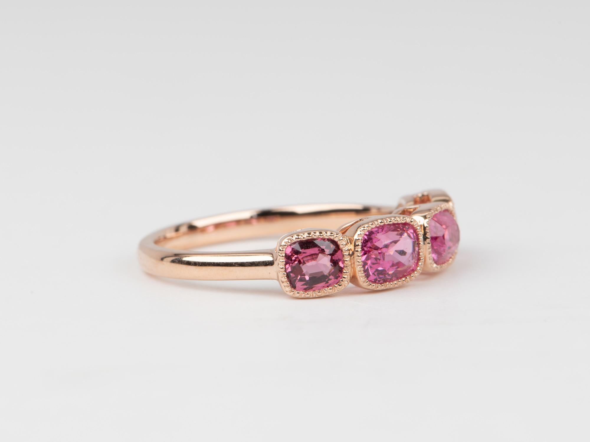 Bright Pink Red Spinel Milgrain Bezel Set Wedding Band 14K Gold In New Condition For Sale In Osprey, FL