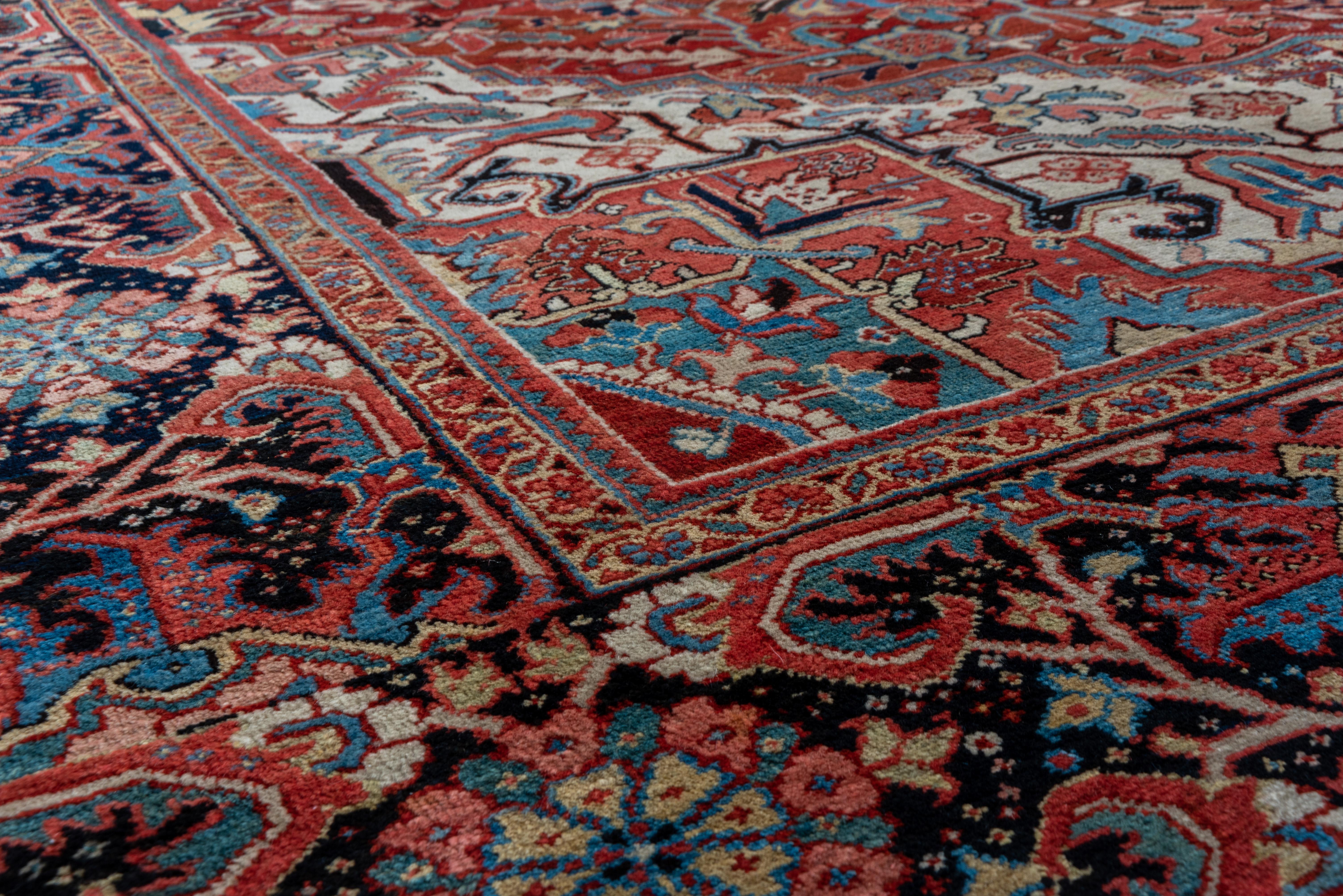 Bright Red Field Antique Persian Heriz Carpet In Good Condition For Sale In New York, NY