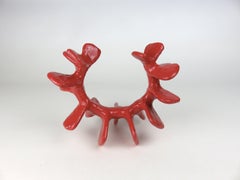 Leuchtend rote handgefertigte Keramikskulptur von Helena Starcevic