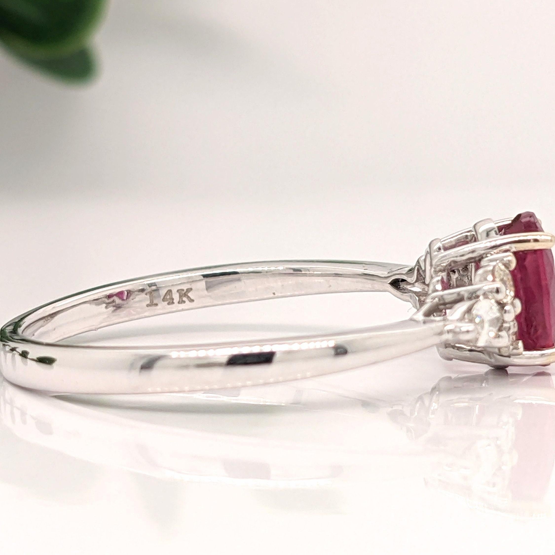 Bright Red Ruby Ring w Earth Mined Diamonds in Solid 14K Gold Oval 8x6mm For Sale 2