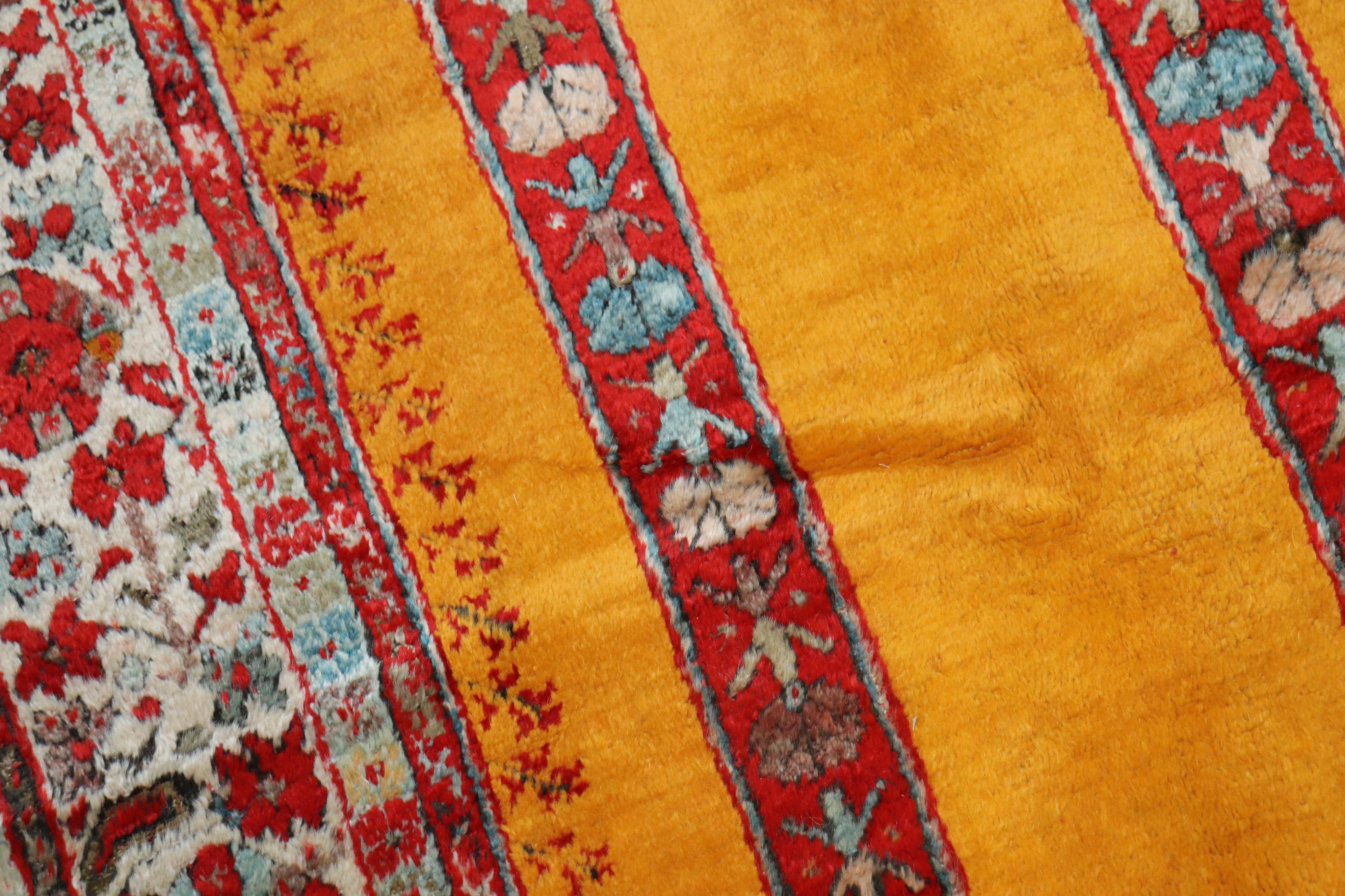 Bright Saffron Antique Angora Oushak Rug, Early 20th Century In Excellent Condition For Sale In New York, NY