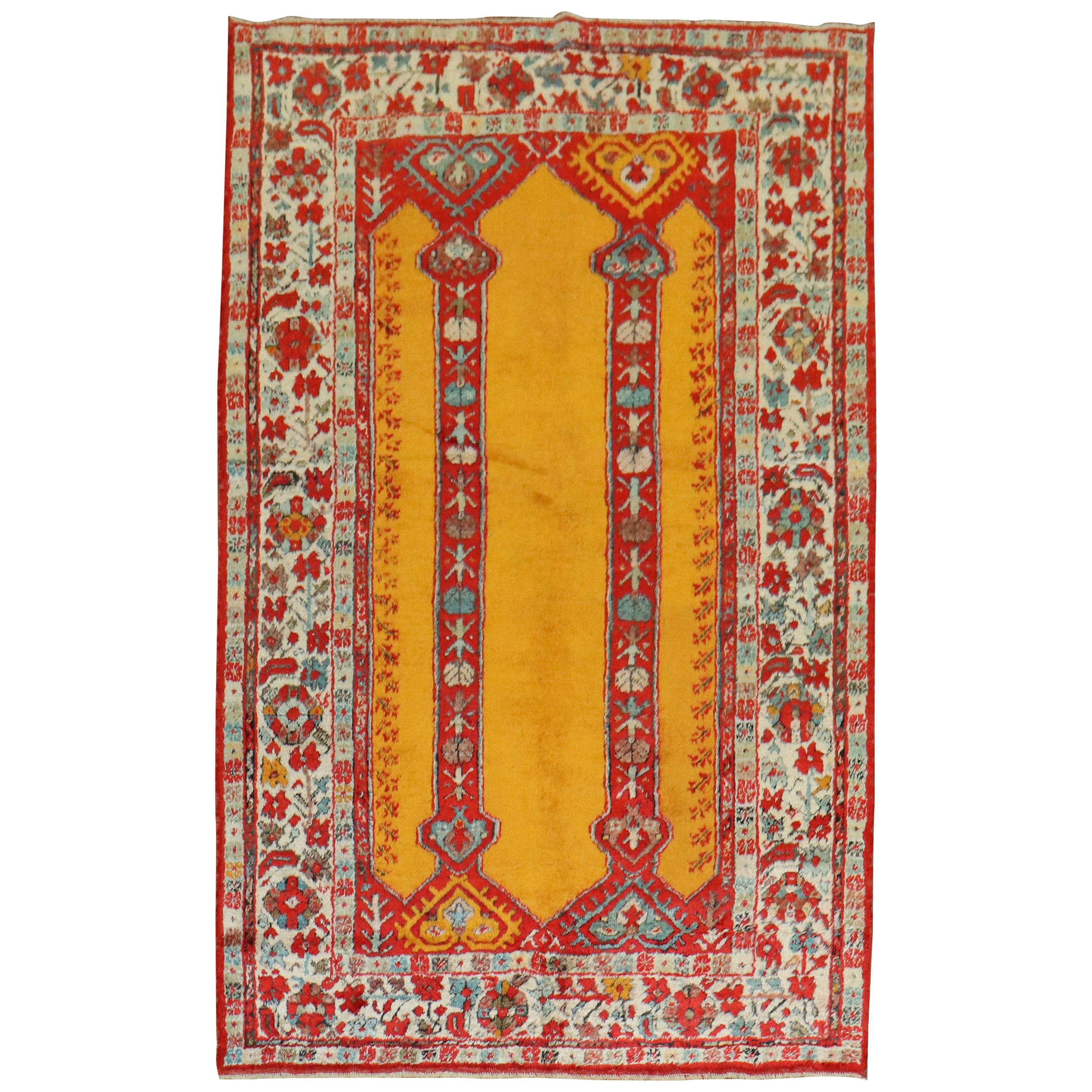 Leuchtender antiker Angora- Oushak-Teppich aus hellem Safran, frühes 20. Jahrhundert