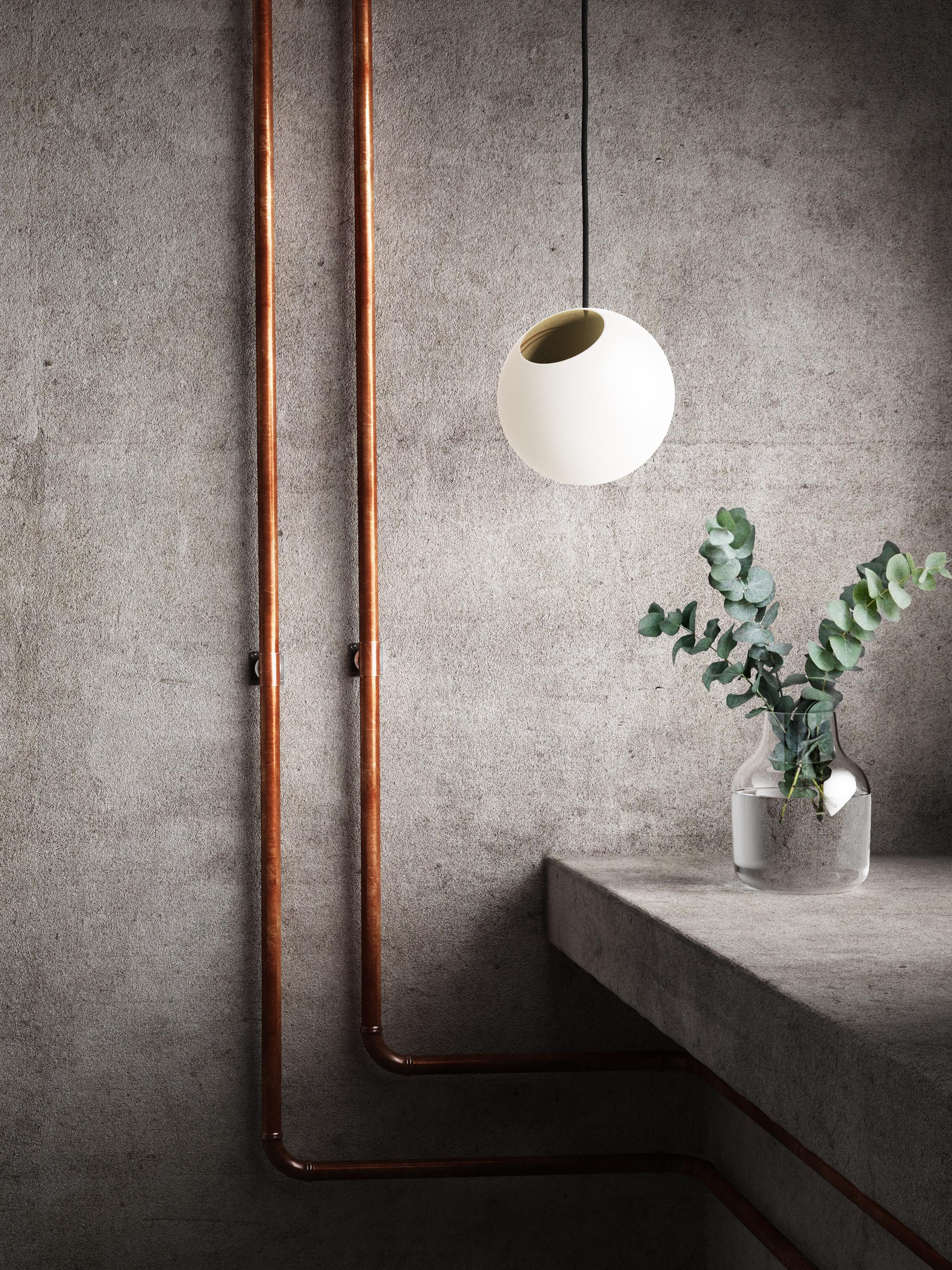 Postmoderno Lampada a sospensione Bright Spot di Nordic Tales in vendita