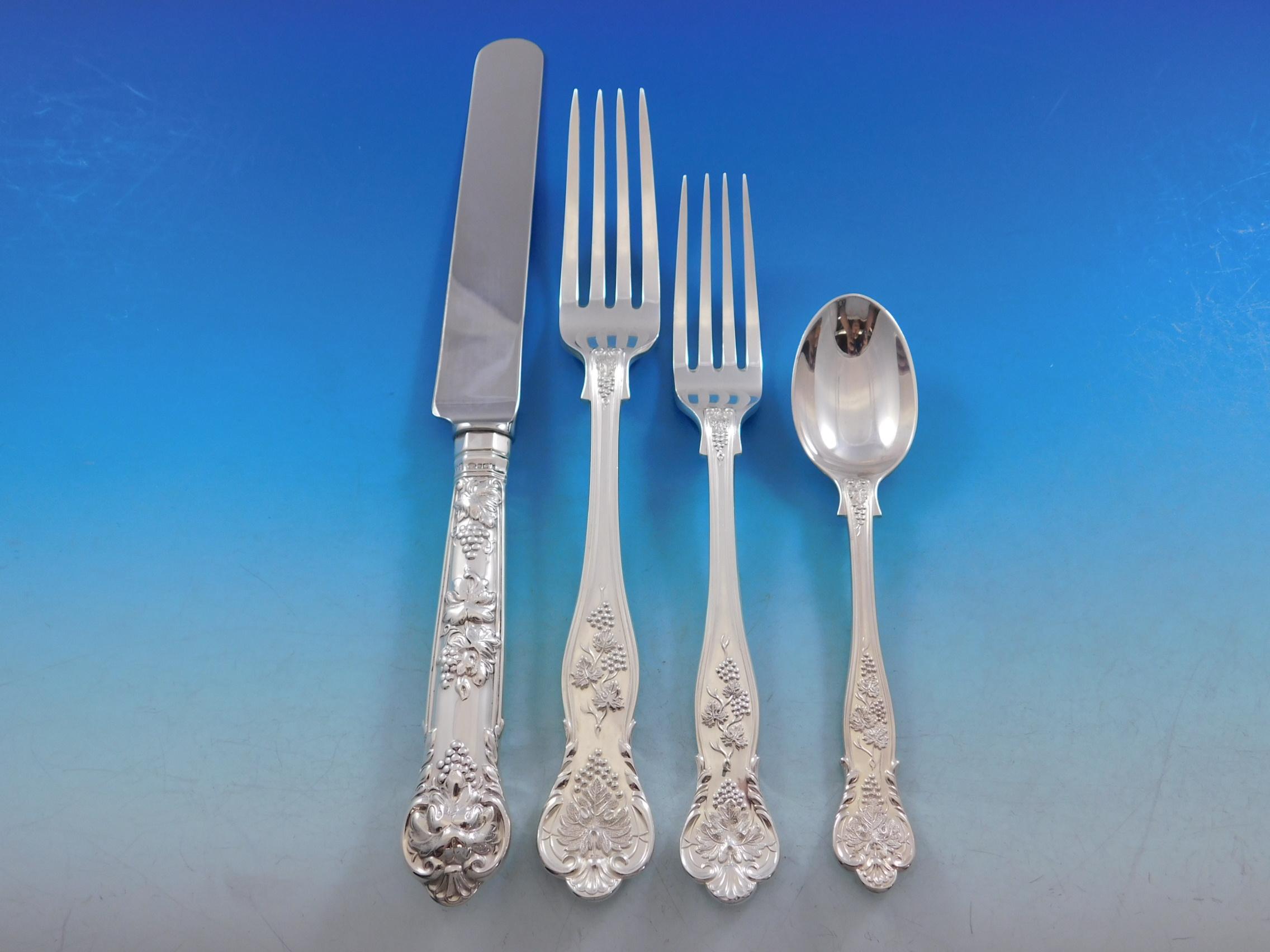 Bright Vine by Barnard Sterling Silver Flatware Set Service 64 Pc England Grapes In Excellent Condition For Sale In Big Bend, WI