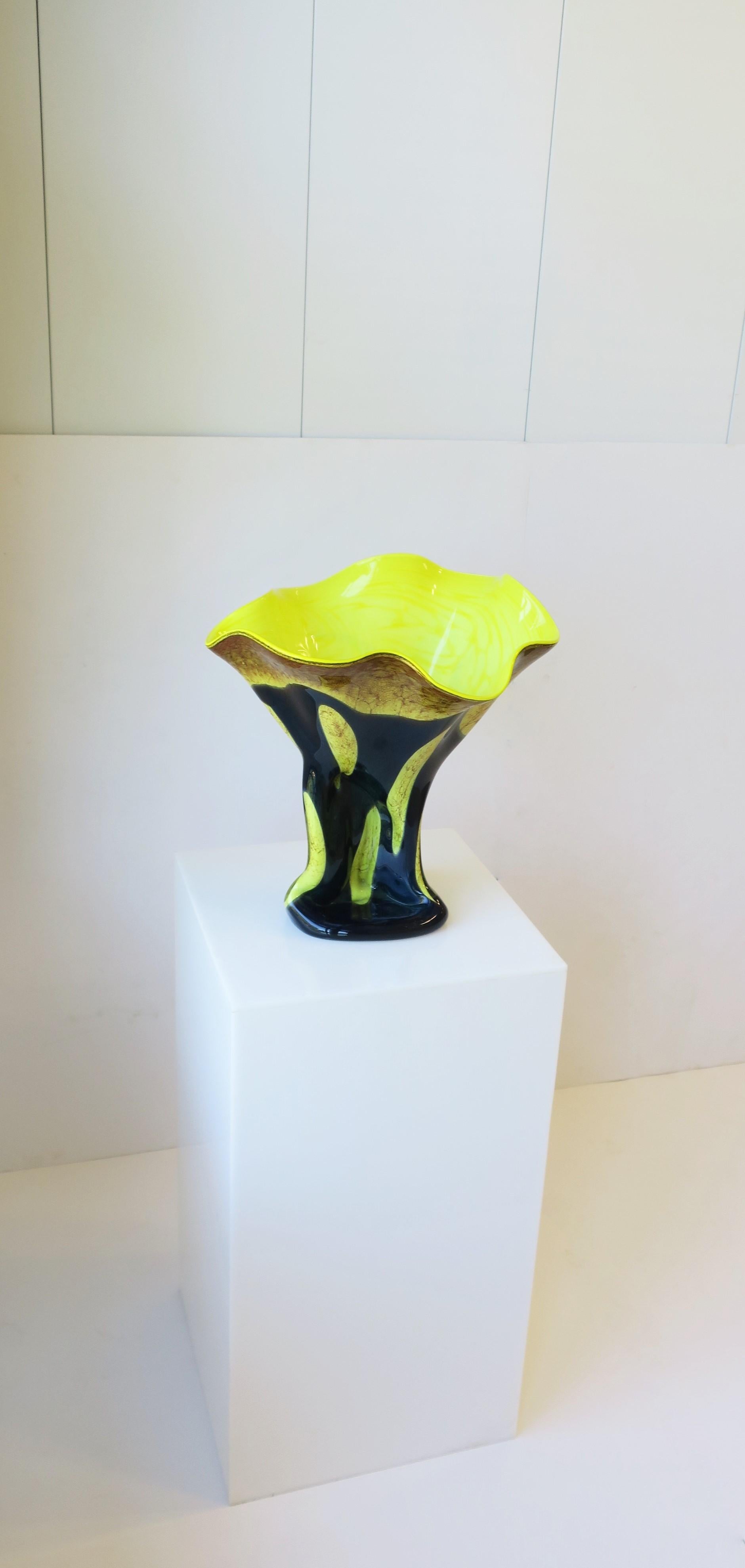 Organic Modern Art Glass Vase Sculpture For Sale 3