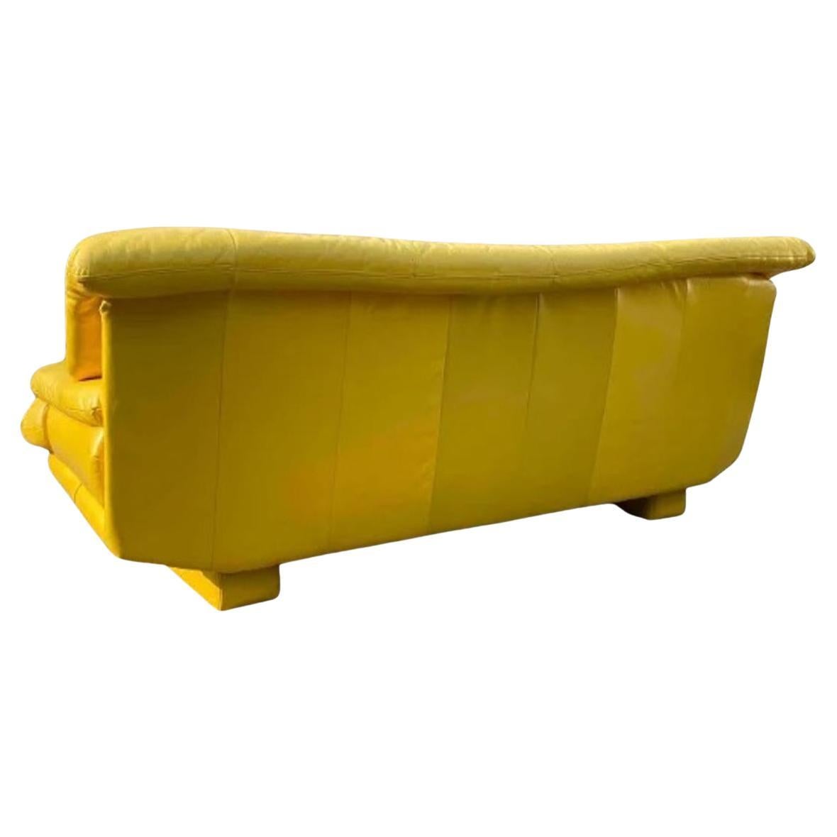 Bright Yellow Nicoletti Salotti Post Modern Italian Leather 3 seat Low Sofa In Good Condition In BROOKLYN, NY
