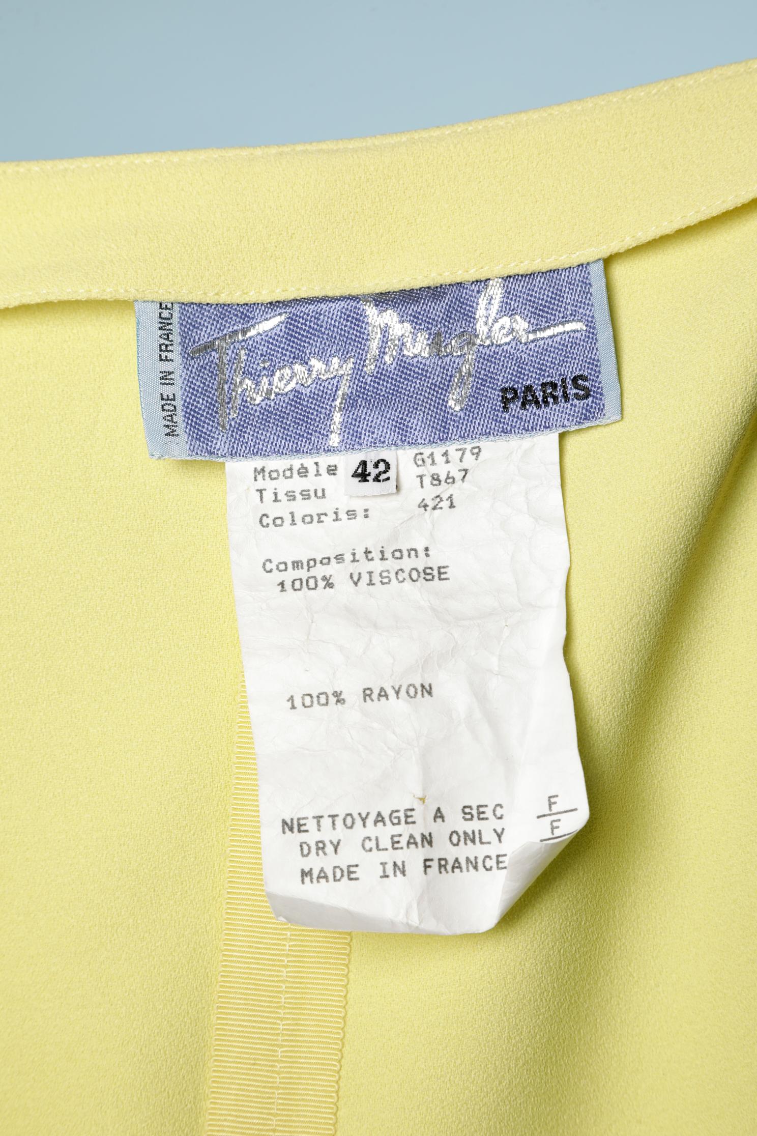 Bright yellow single breasted crêpe jacket Thierry Mugler  For Sale 1