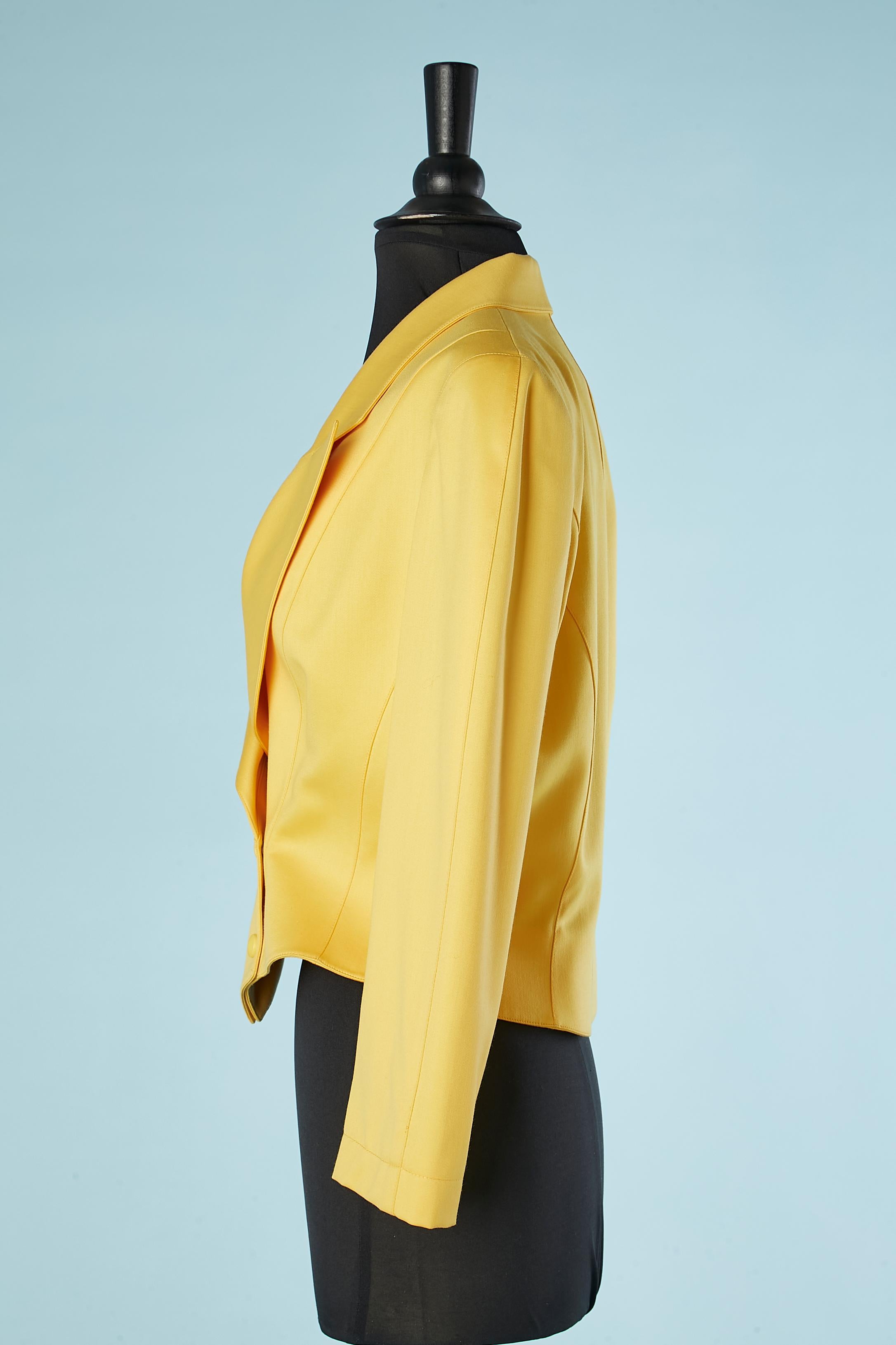 Bright yellow worsted wool double-breasted jacket with snap Thierry Mugler  In Excellent Condition For Sale In Saint-Ouen-Sur-Seine, FR