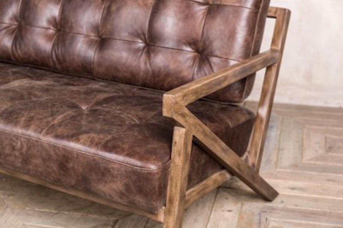 Brighton Leather Mid-Century Modern Sofa, 20th Century For Sale 6