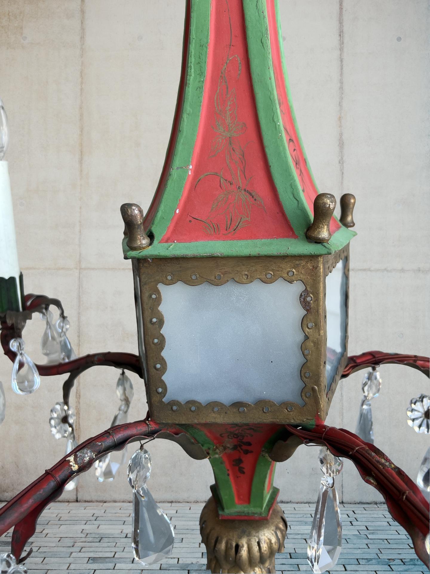 Brighton Pavilion Style Chinoiserie Decorated Tole & Crystal Chandelier For Sale 7