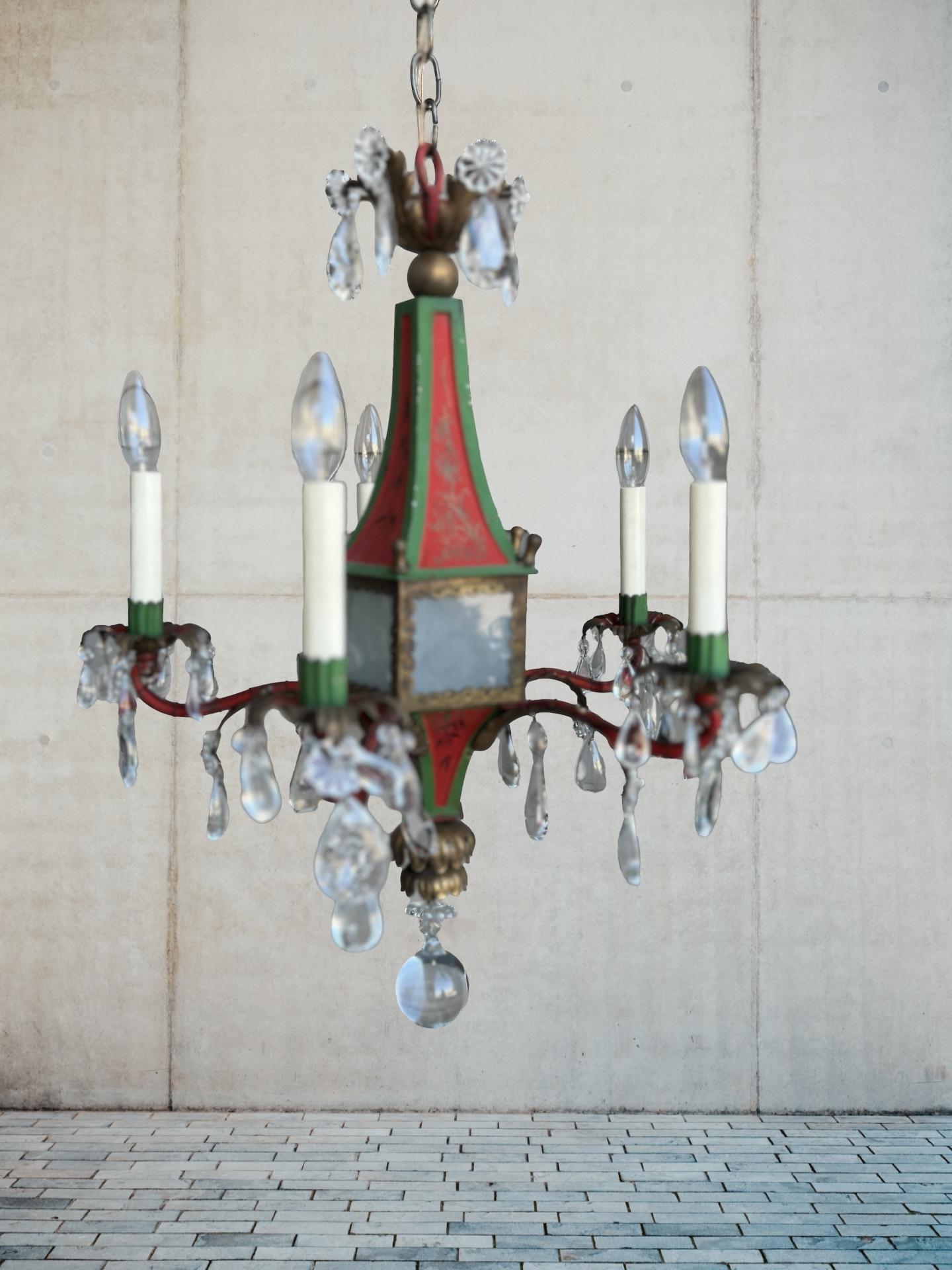 Regency Brighton Pavilion Style Chinoiserie Decorated Tole & Crystal Chandelier For Sale