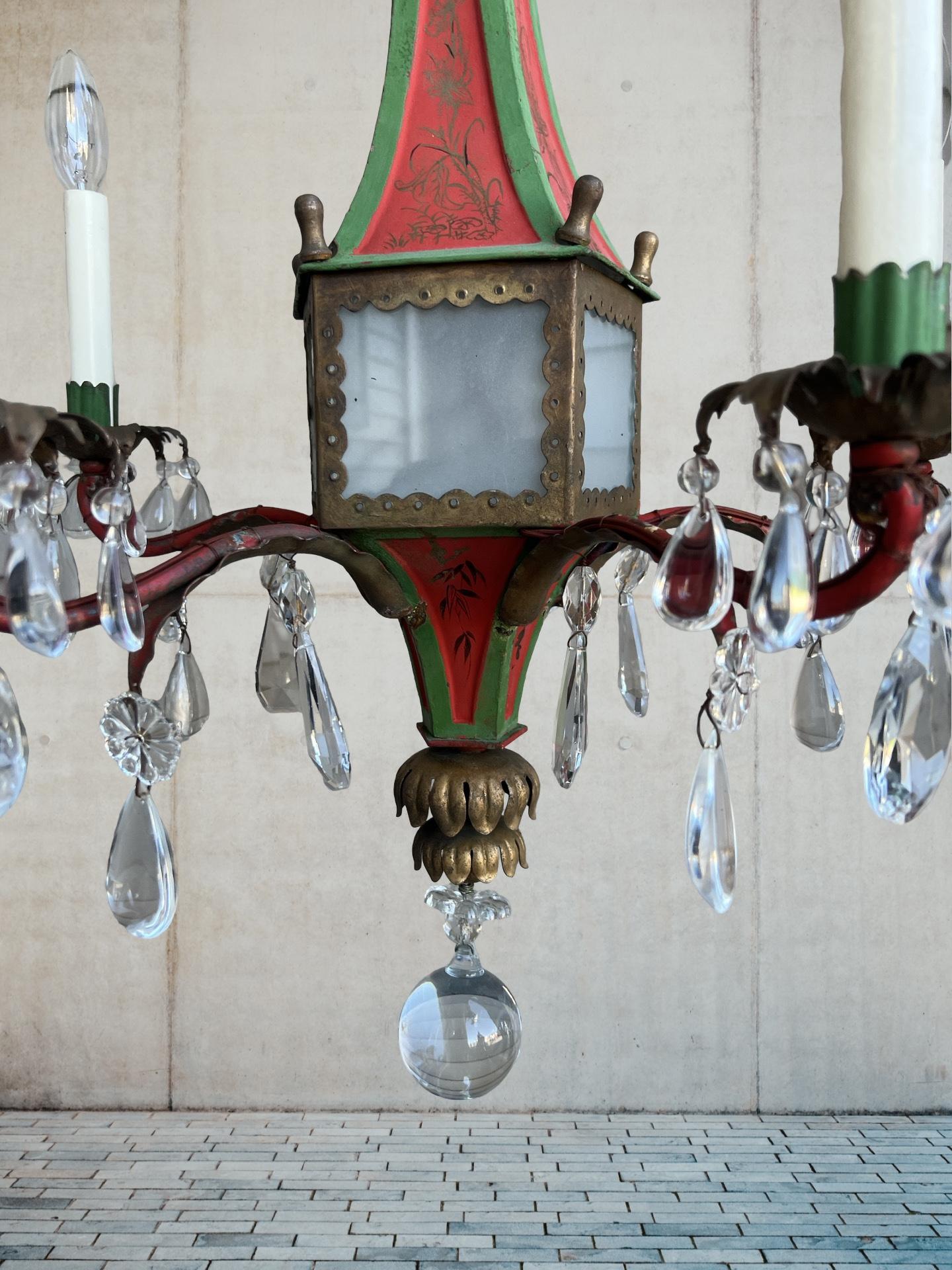 Brighton Pavilion Style Chinoiserie Decorated Tole & Crystal Chandelier For Sale 1