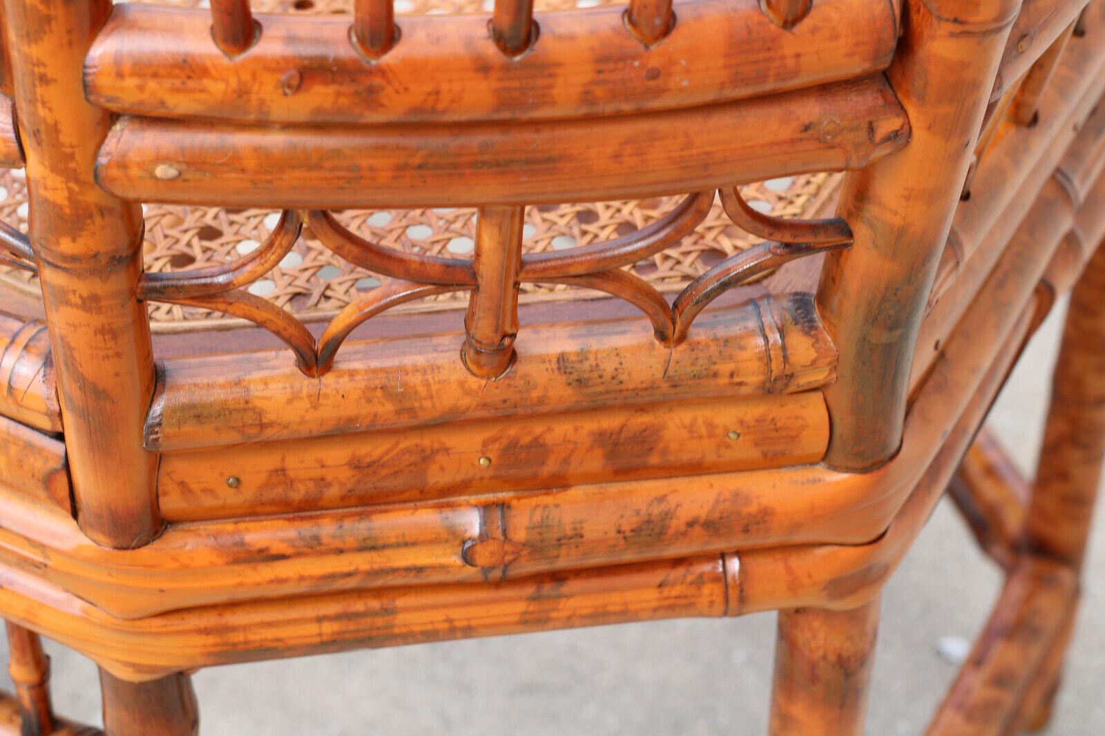 Pareja de sillones de caña de bambú y carey estilo Brighton Pavilion en venta 6
